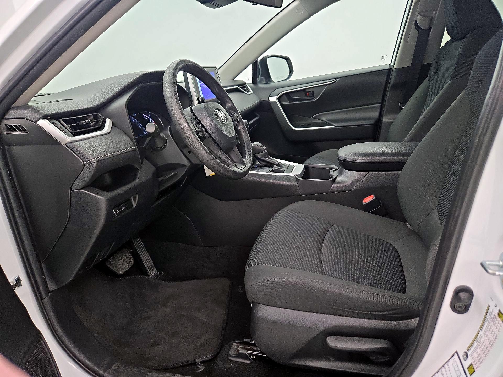 Thumbnail: 2024 Toyota RAV4 - 11