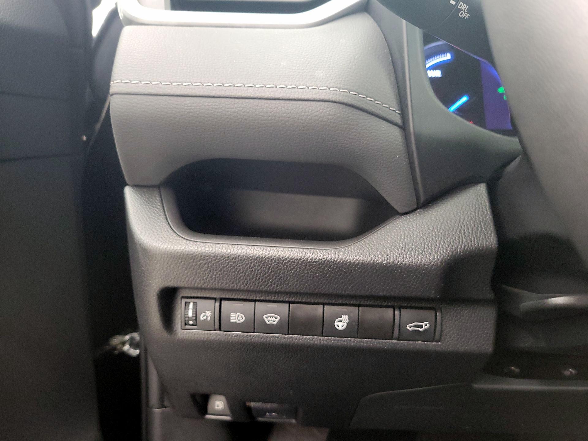 Thumbnail: 2023 Toyota RAV4 - 13