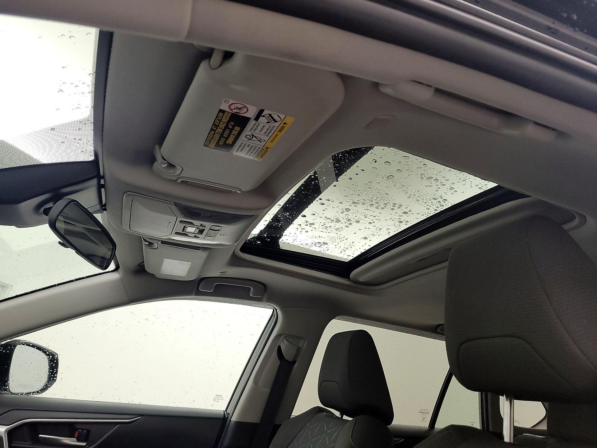 Thumbnail: 2023 Toyota RAV4 - 19