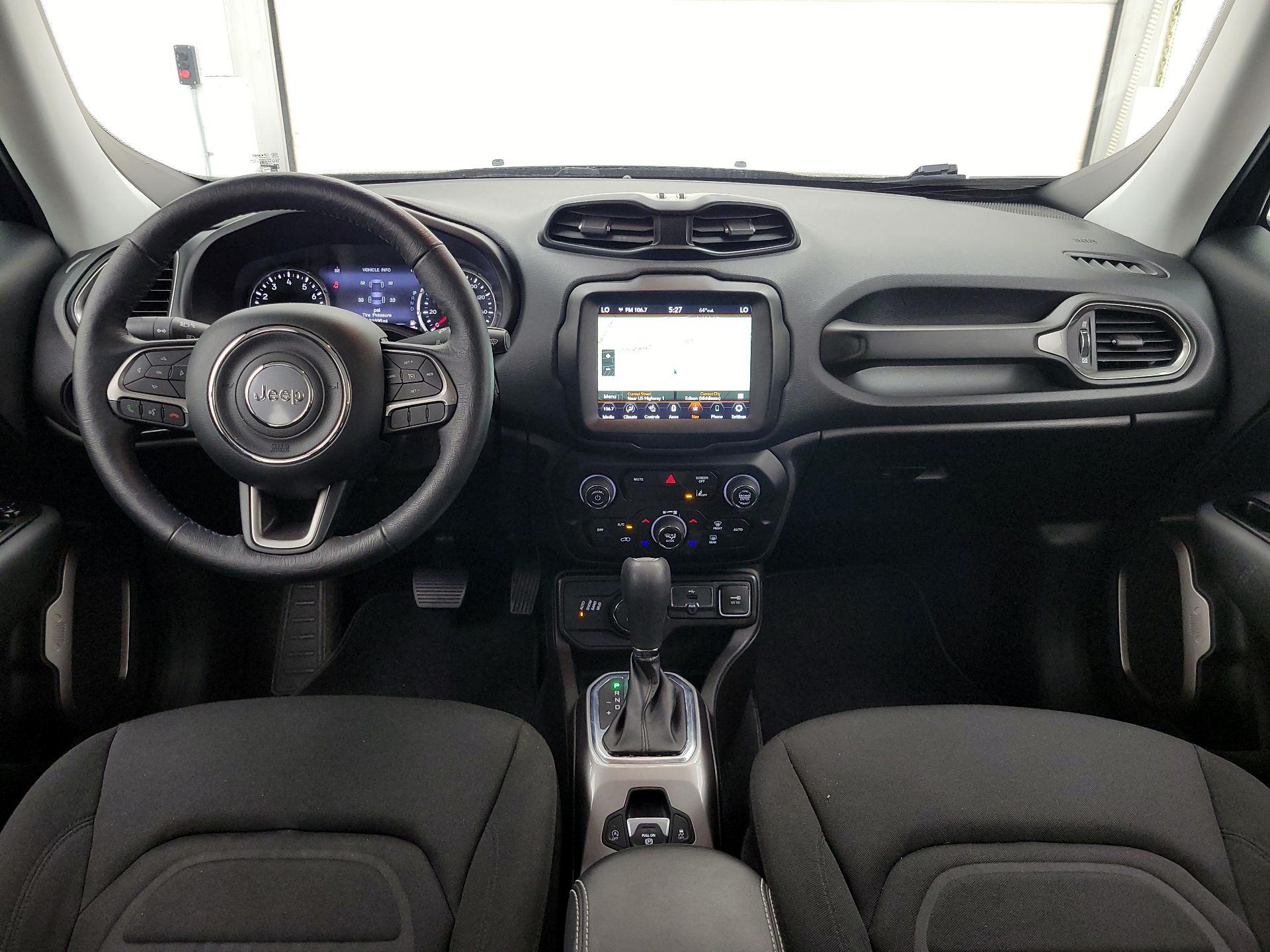 Thumbnail: 2022 Jeep Renegade - 9