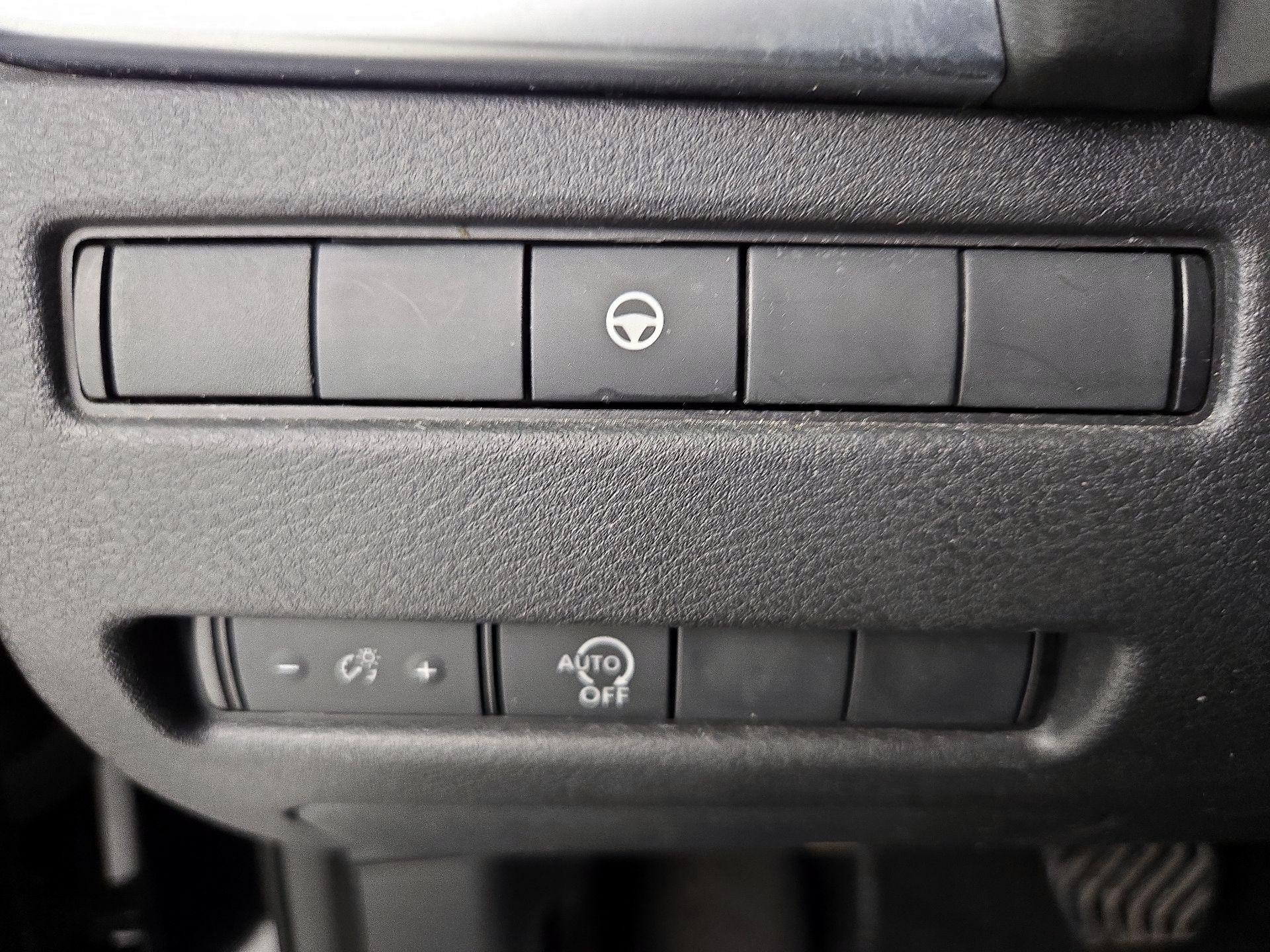 Thumbnail: 2023 Nissan Rogue - 13