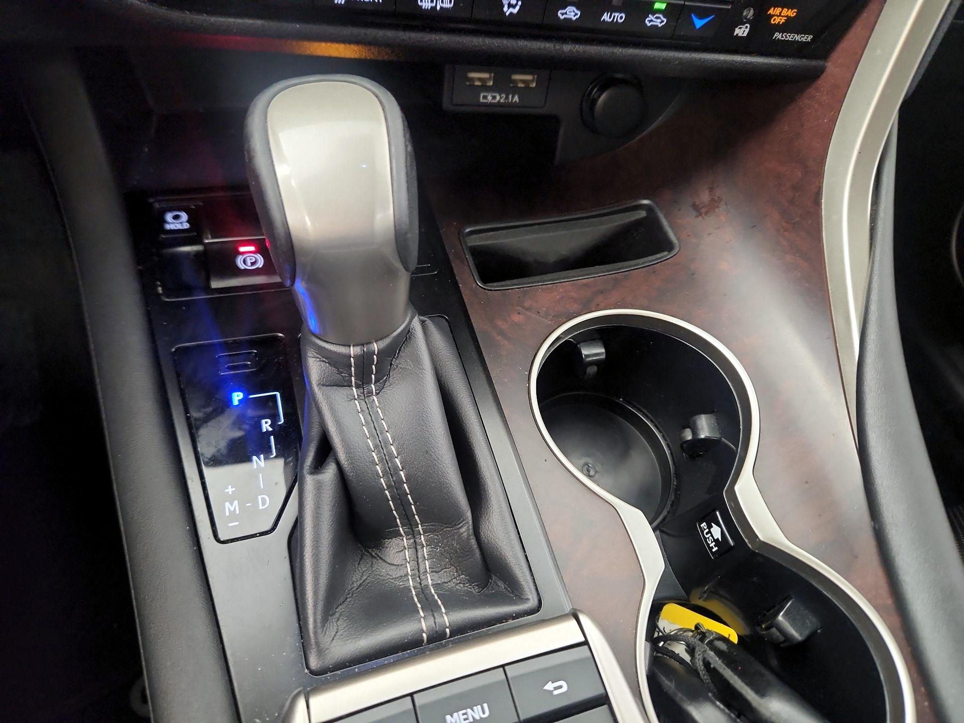 Thumbnail: 2020 Lexus RX - 15