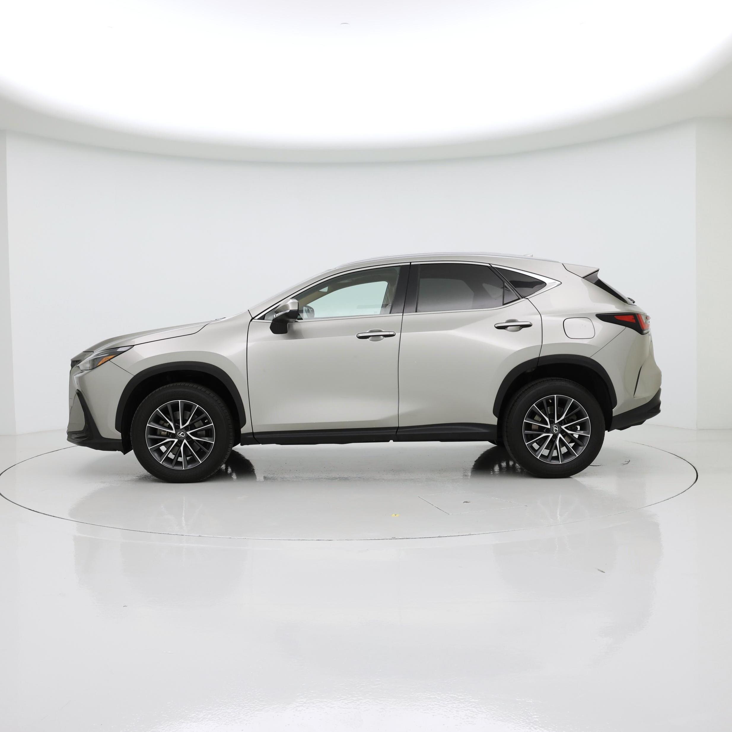 Thumbnail: 2022 Lexus NX - 3
