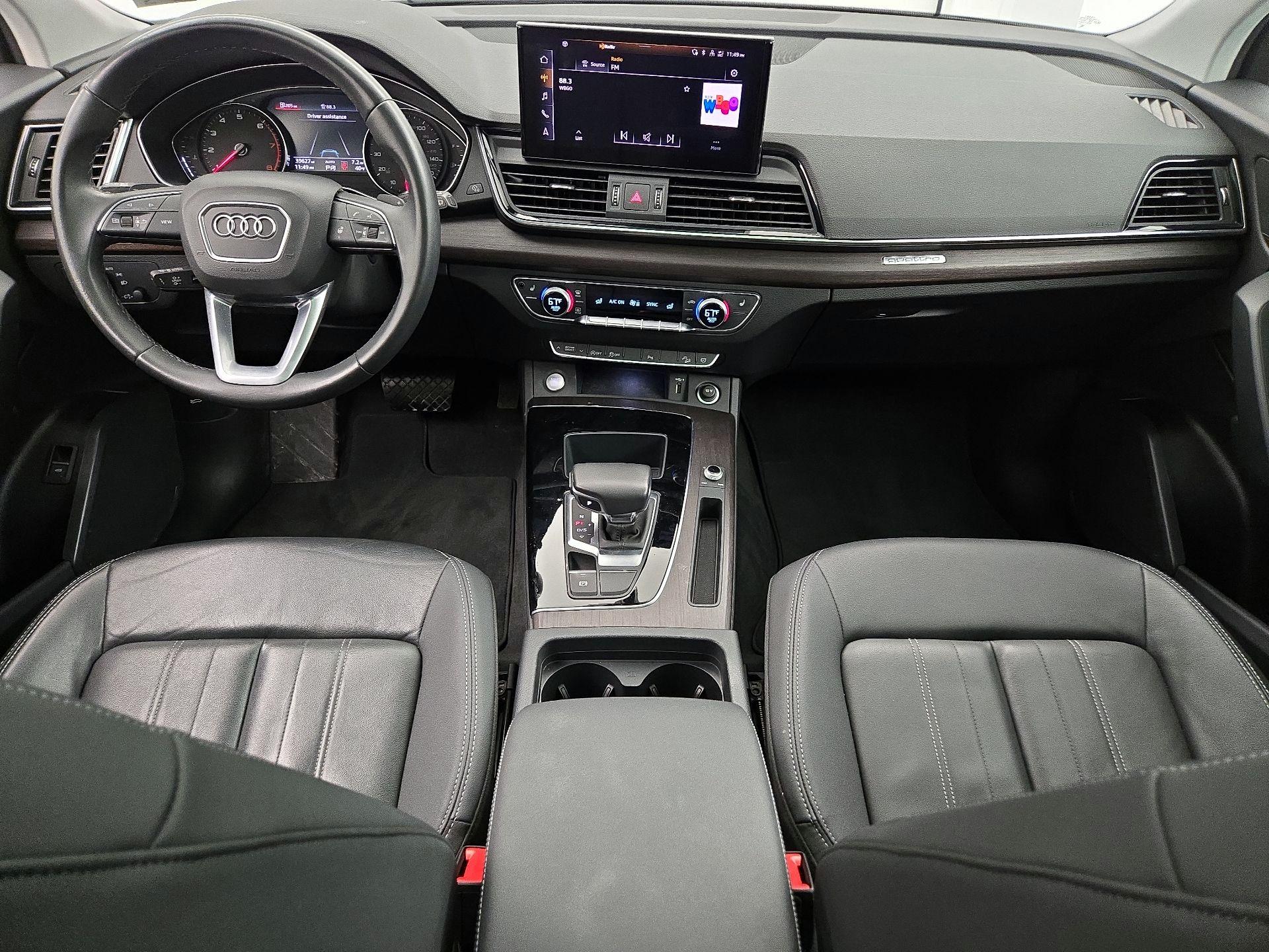 Thumbnail: 2023 Audi Q5 - 9