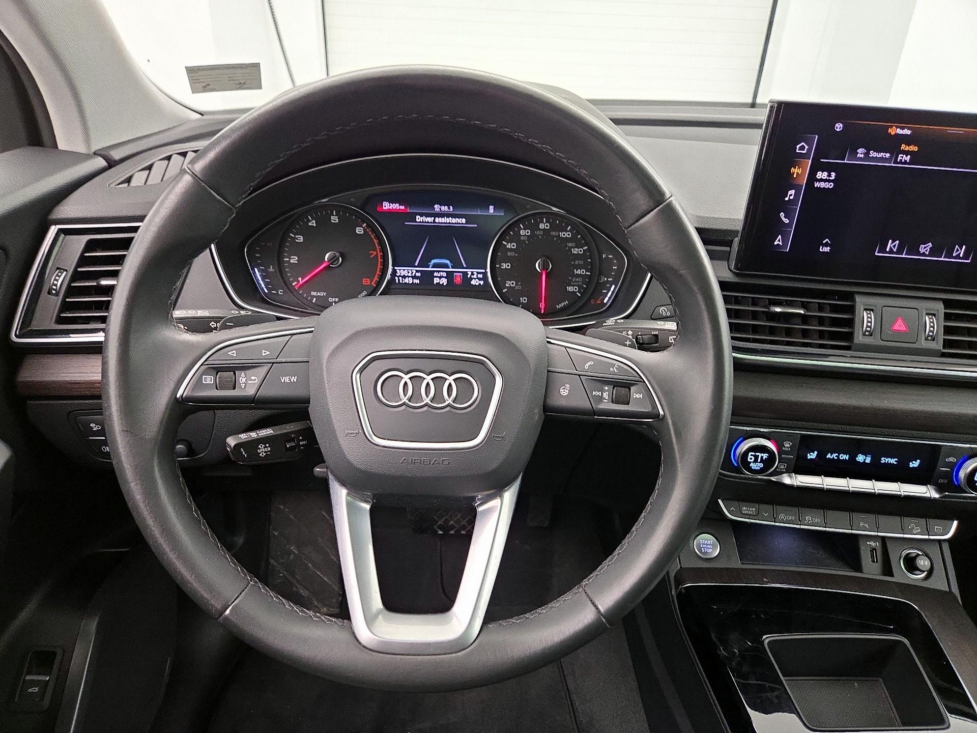 Thumbnail: 2023 Audi Q5 - 10