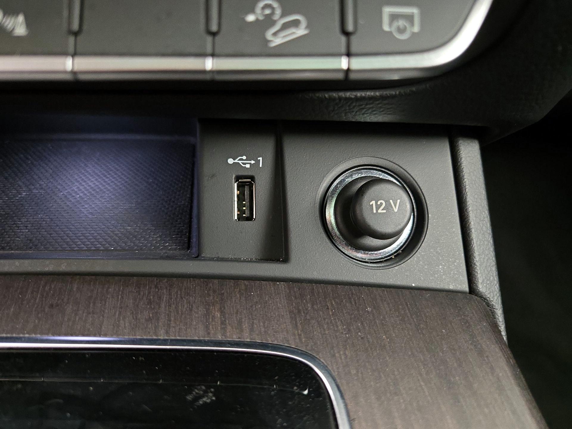 Thumbnail: 2023 Audi Q5 - 18