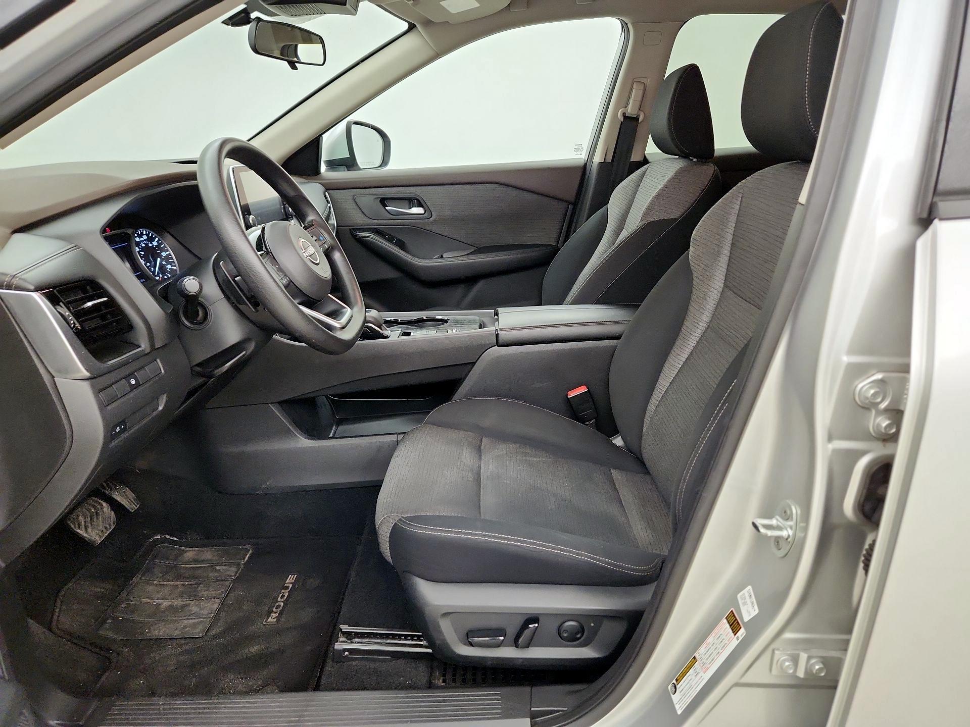 Thumbnail: 2022 Nissan Rogue - 11