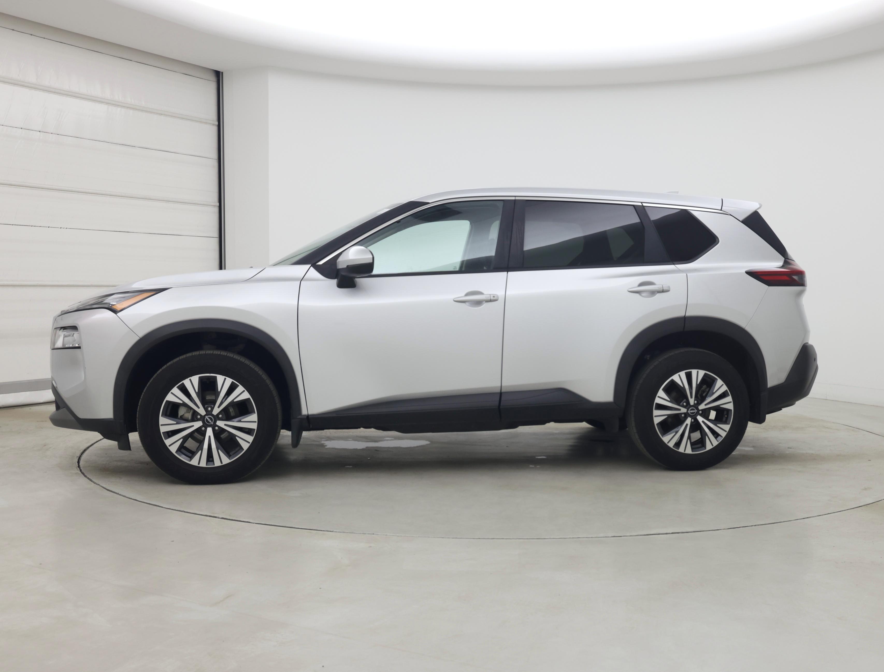 Thumbnail: 2022 Nissan Rogue - 3