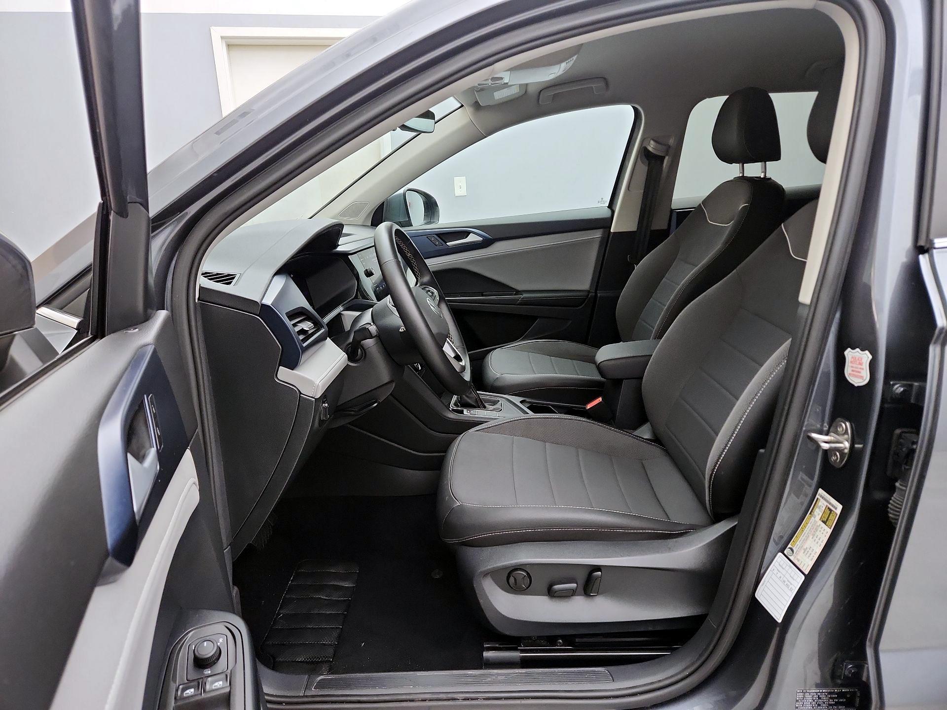 Thumbnail: 2024 Volkswagen Taos - 11