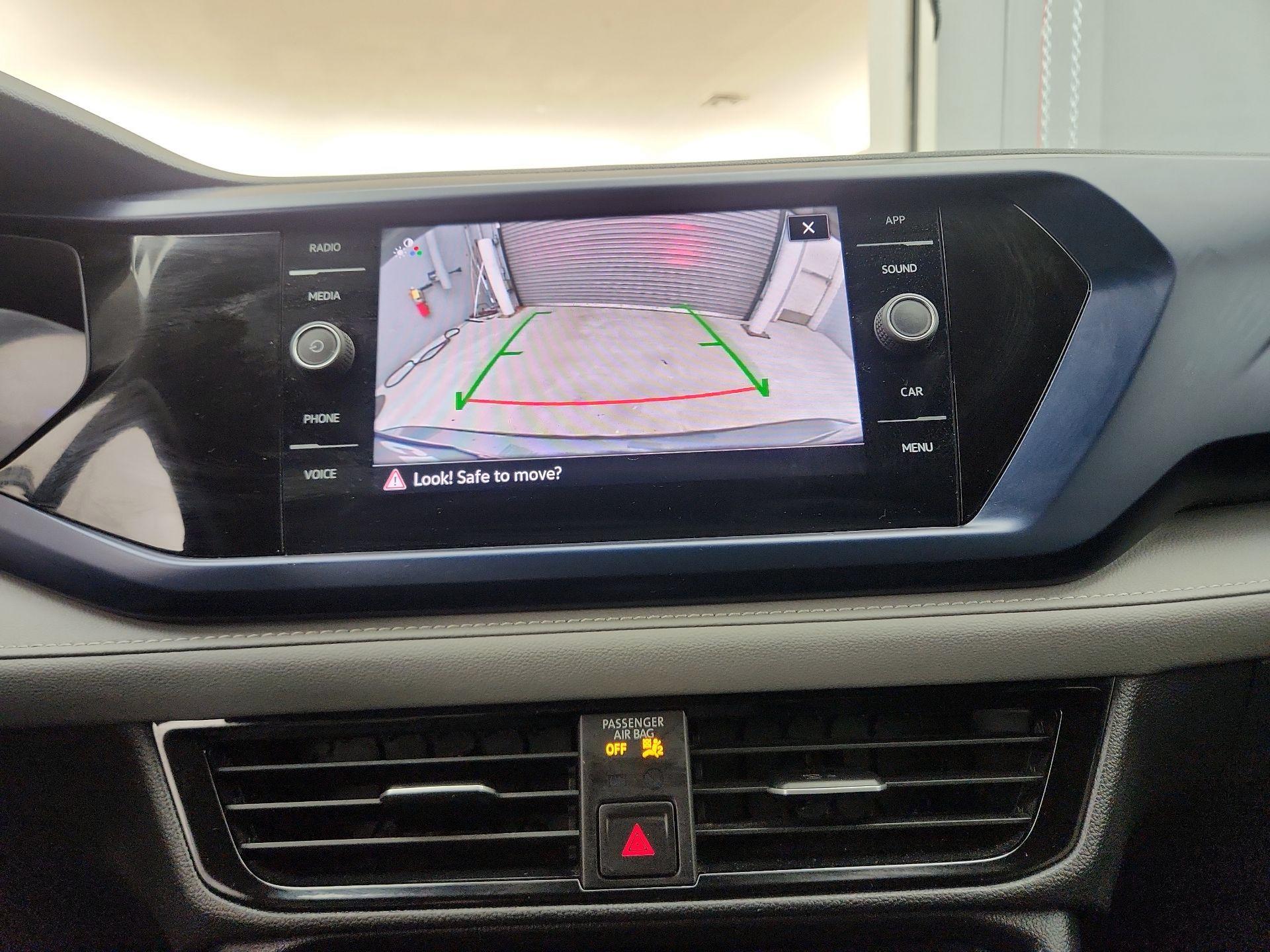 Thumbnail: 2024 Volkswagen Taos - 14