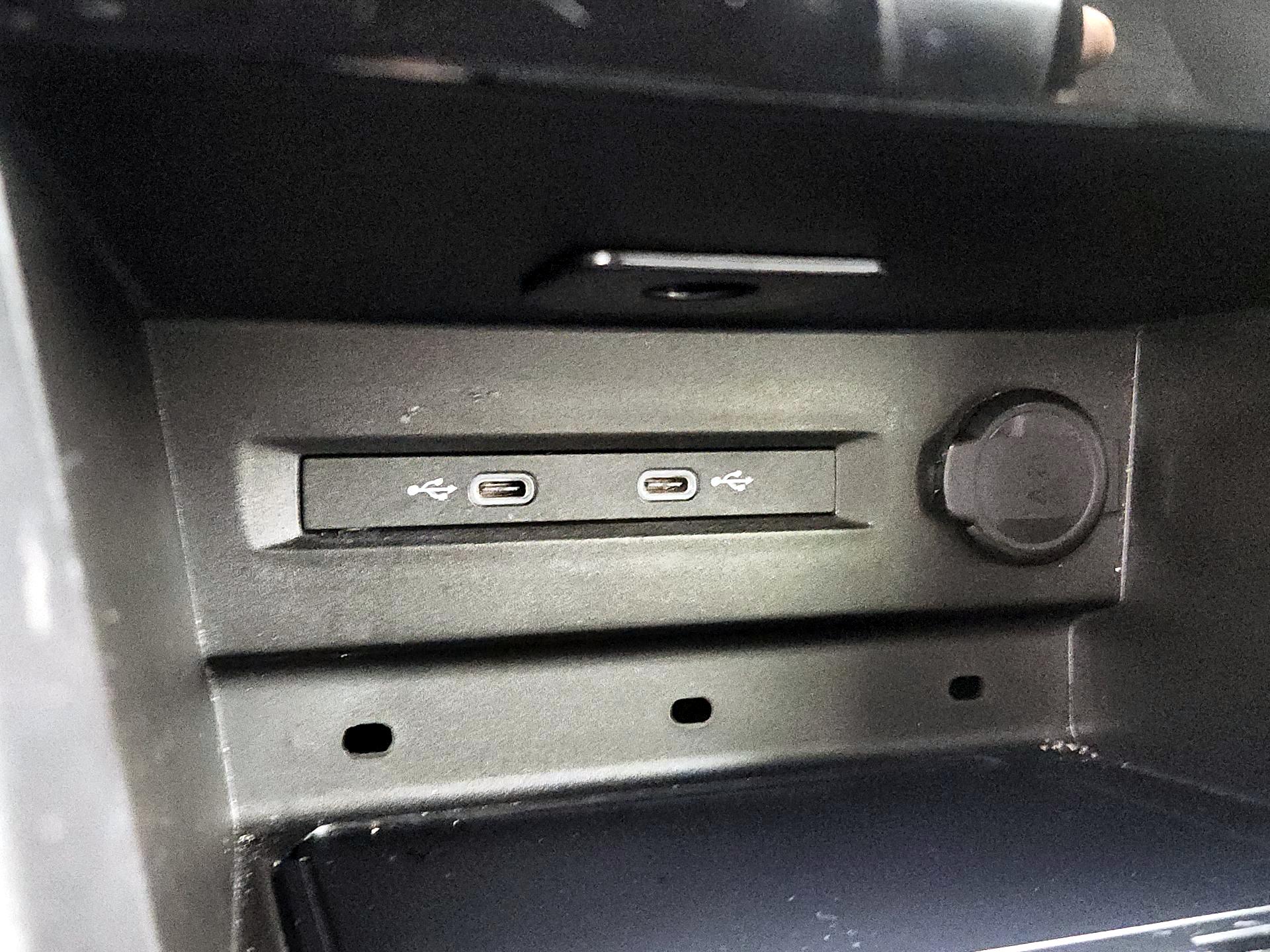 Thumbnail: 2024 Volkswagen Taos - 18