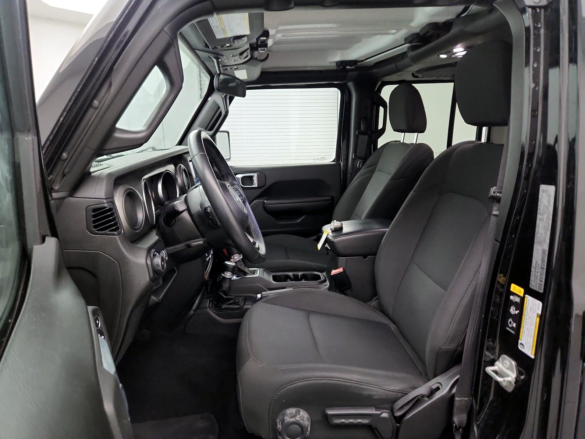 Thumbnail: 2021 Jeep Wrangler - 11