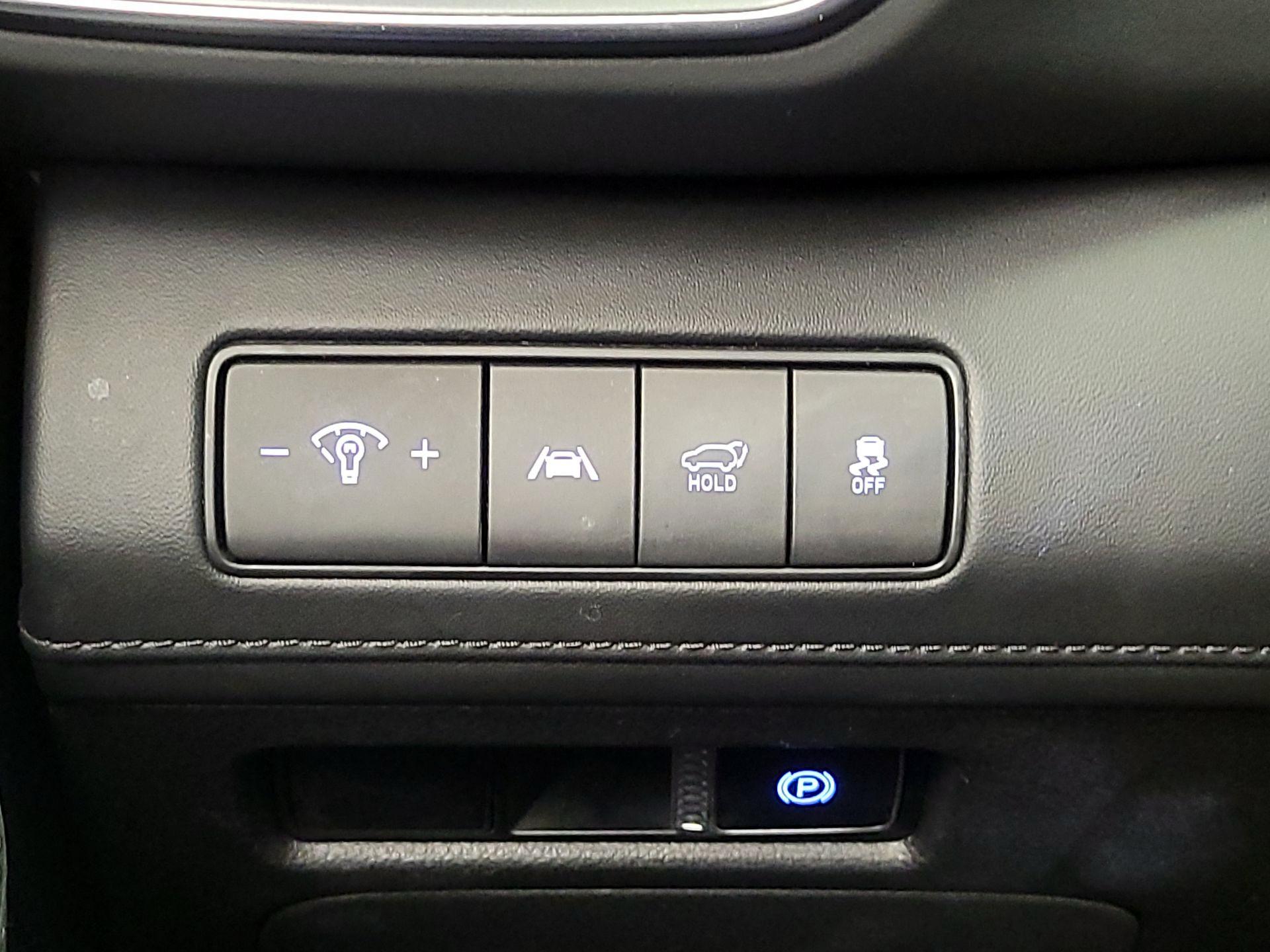 Thumbnail: 2023 Hyundai Santa Fe - 11