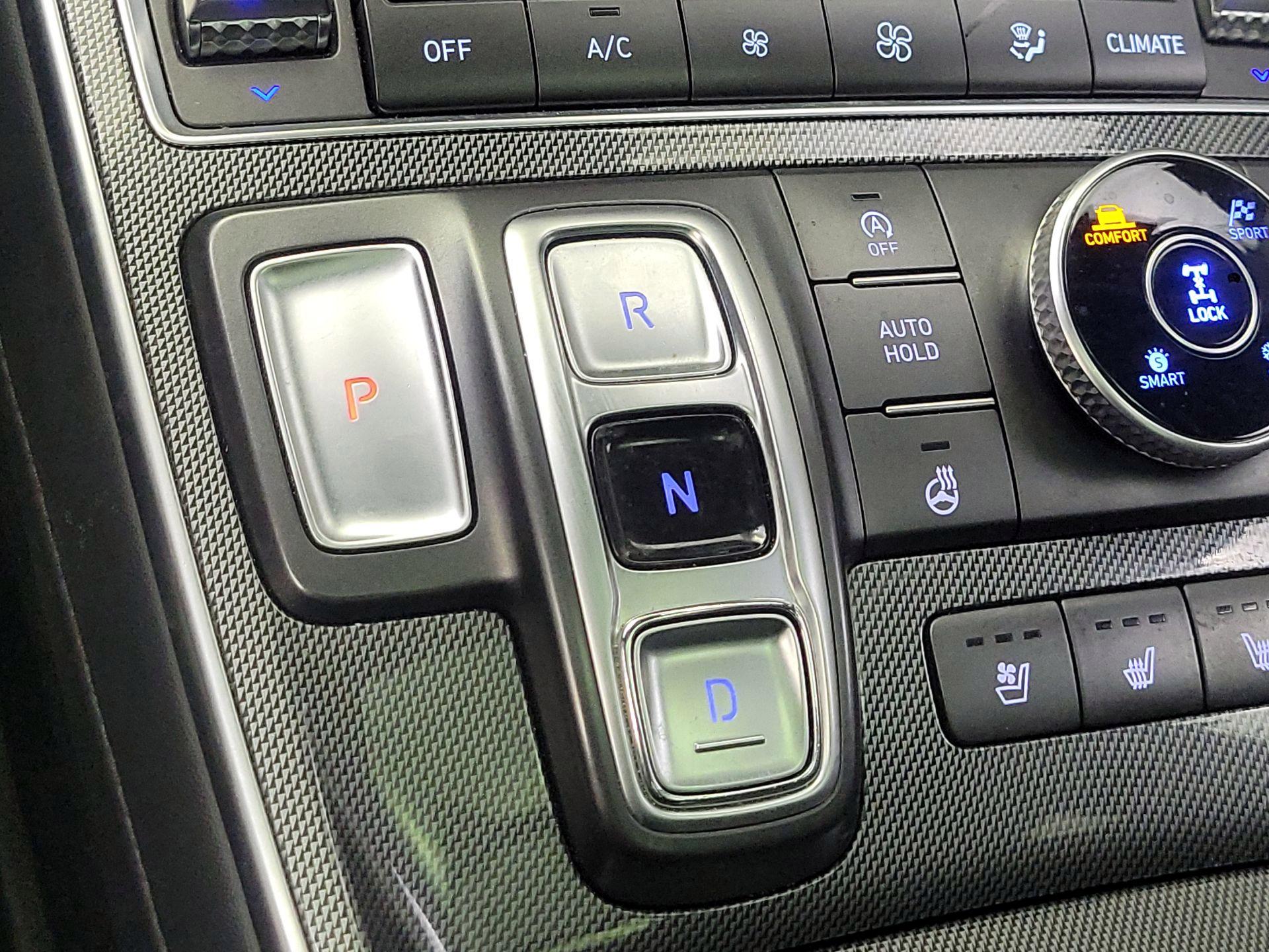 Thumbnail: 2023 Hyundai Santa Fe - 16