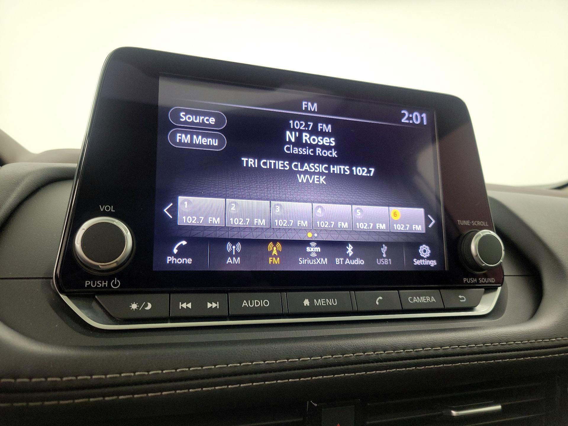 Thumbnail: 2023 Nissan Rogue - 15