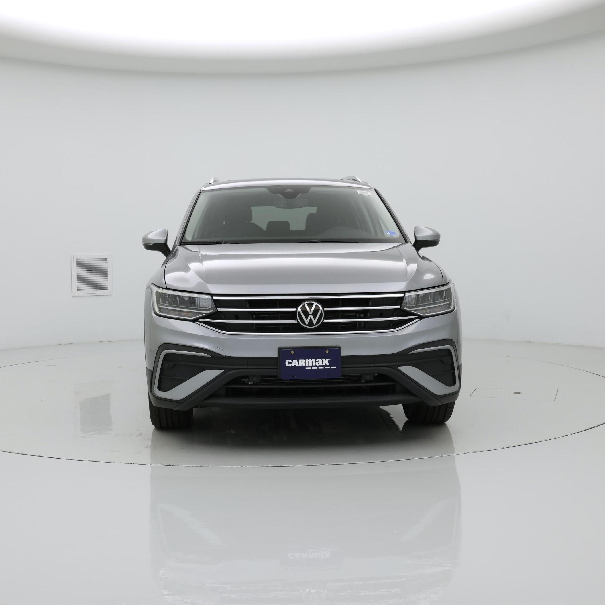 Thumbnail: 2023 Volkswagen Tiguan - 5