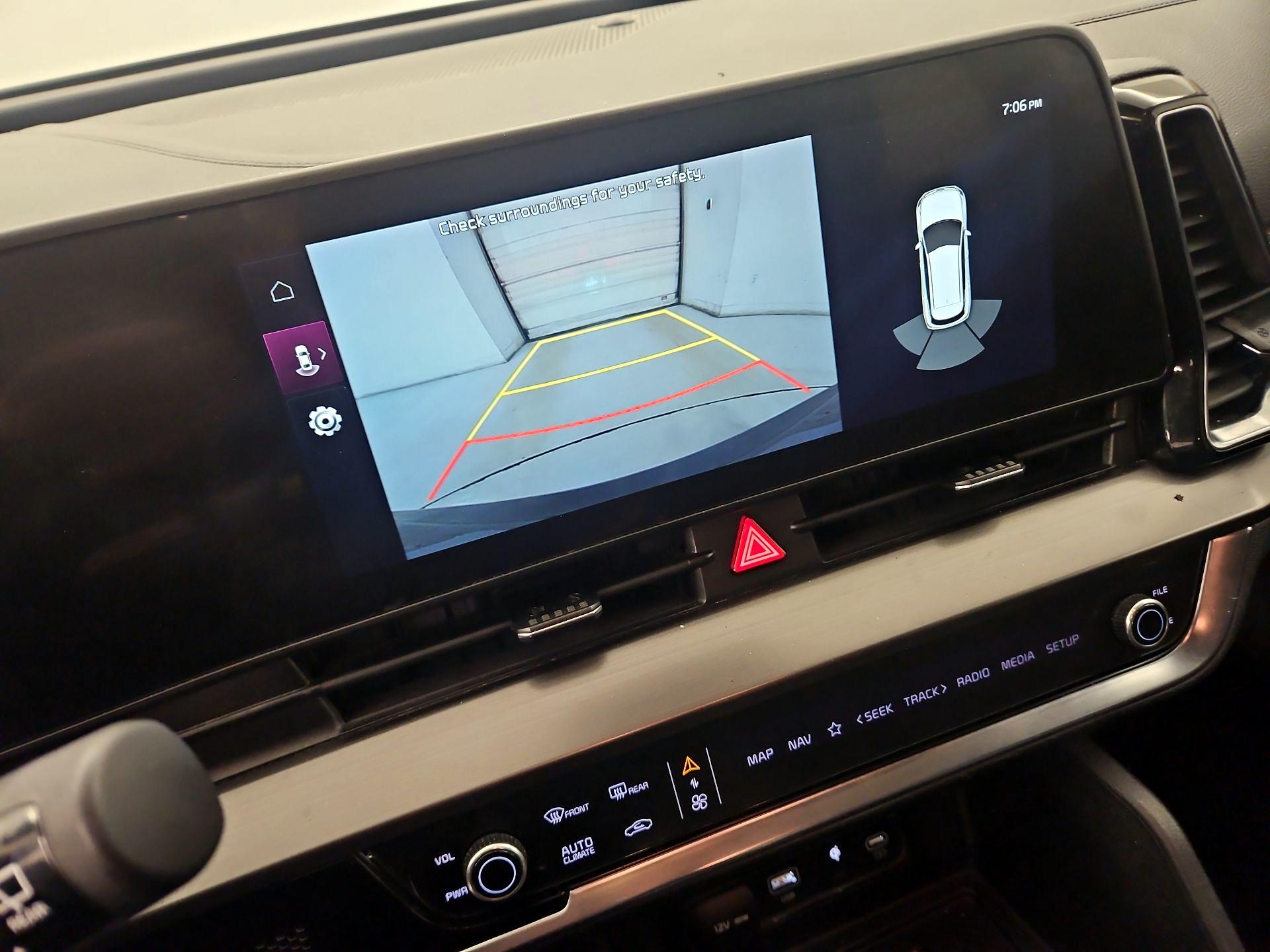 Thumbnail: 2023 Kia Sportage - 15