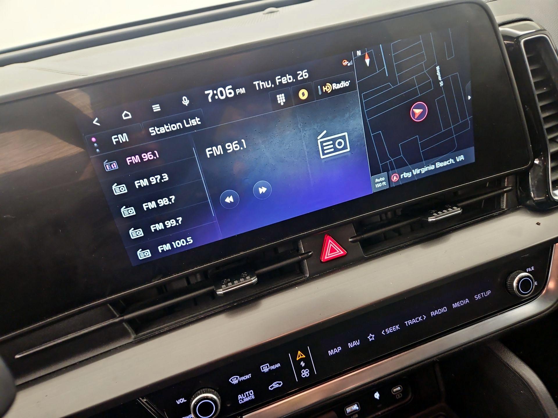 Thumbnail: 2023 Kia Sportage - 16