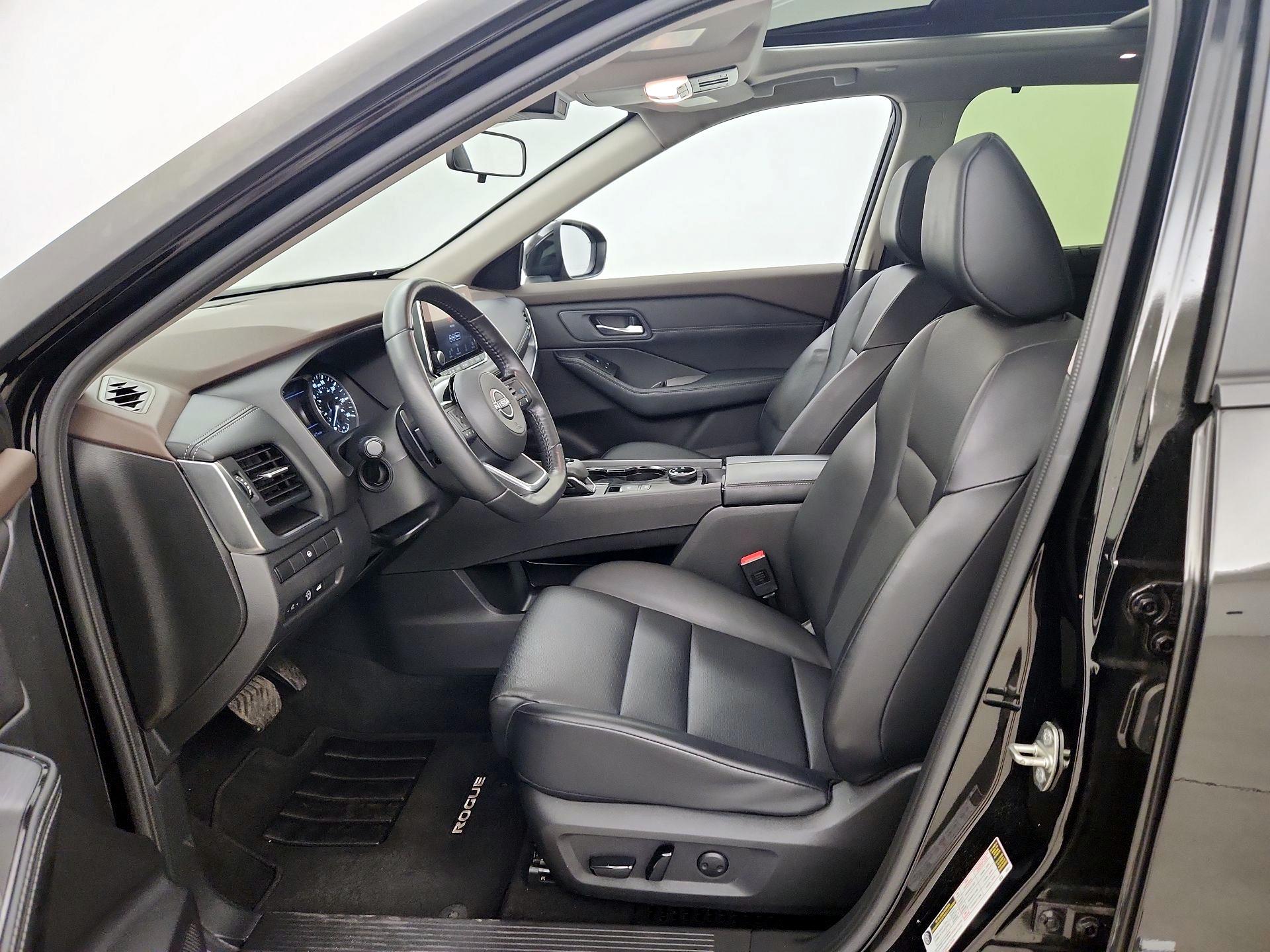 Thumbnail: 2023 Nissan Rogue - 11