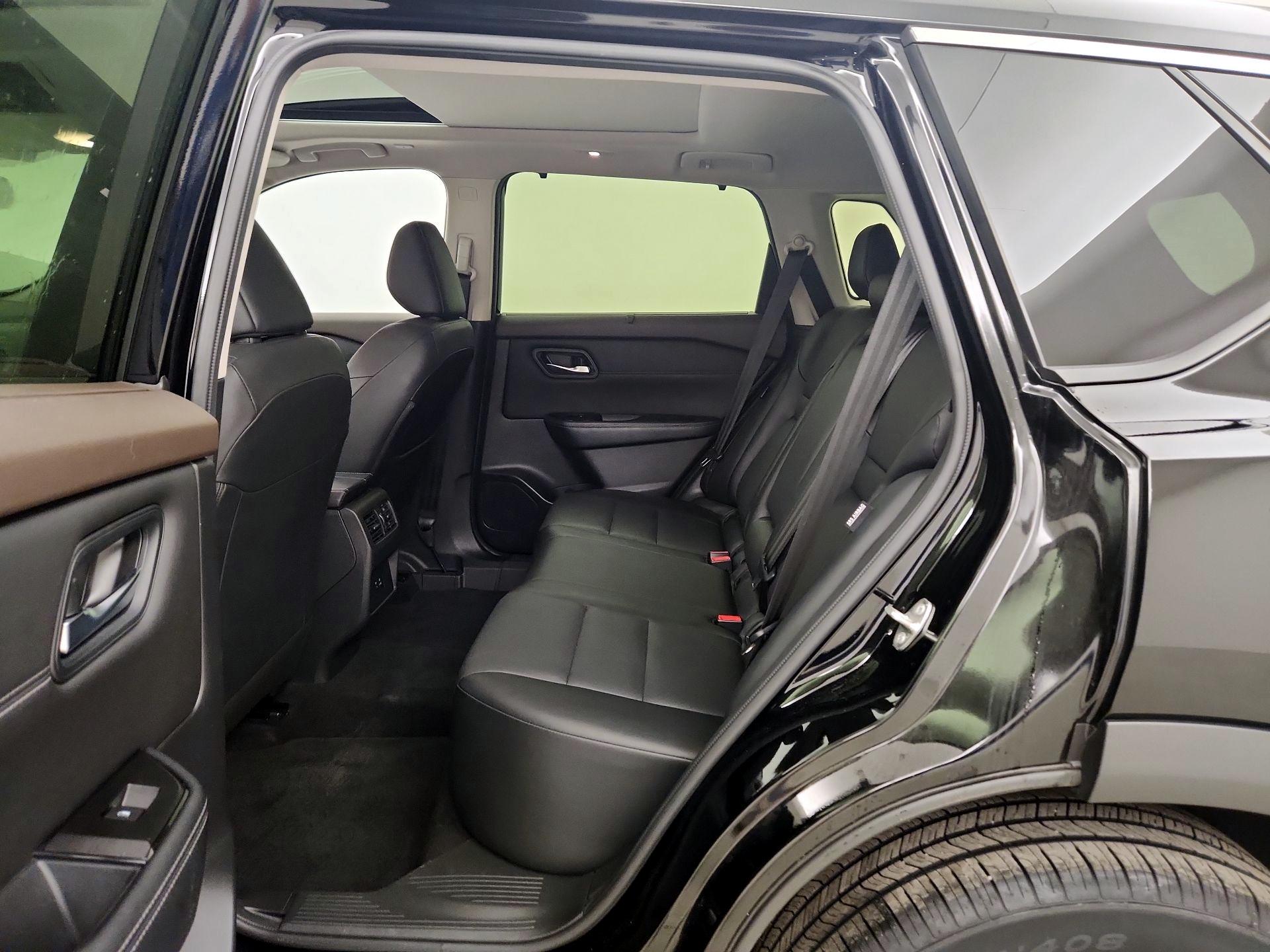 Thumbnail: 2023 Nissan Rogue - 20