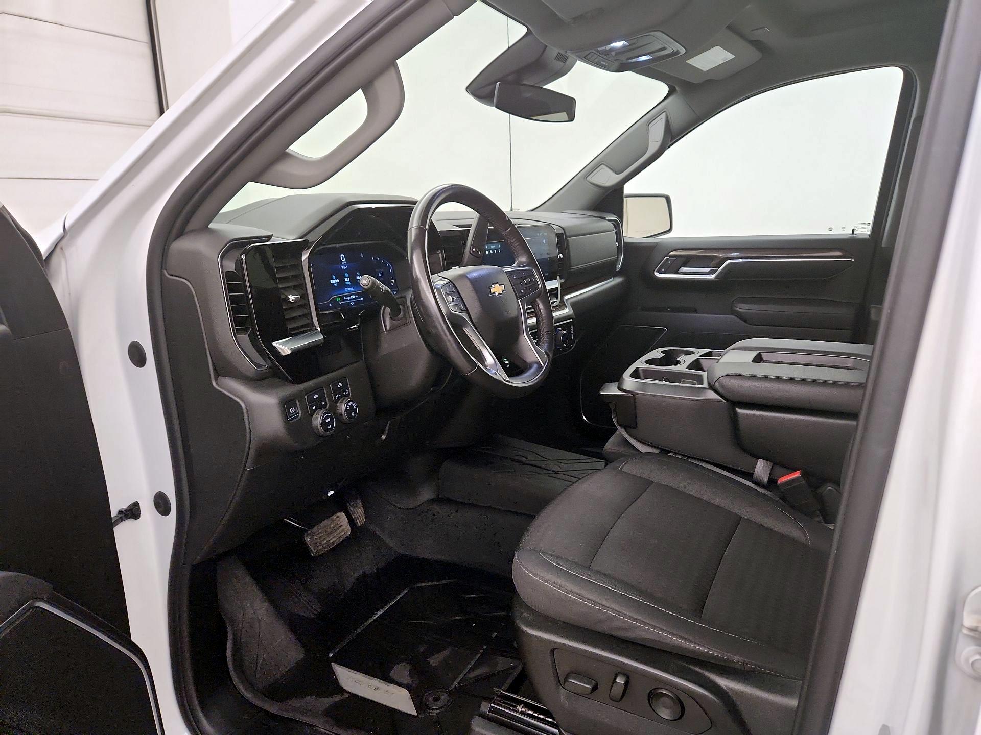 Thumbnail: 2022 Chevrolet Silverado 1500 - 11