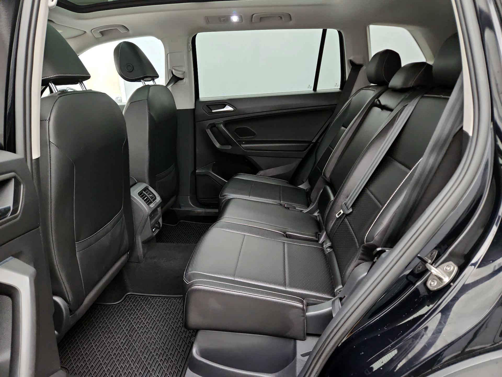 Thumbnail: 2021 Volkswagen Tiguan - 20