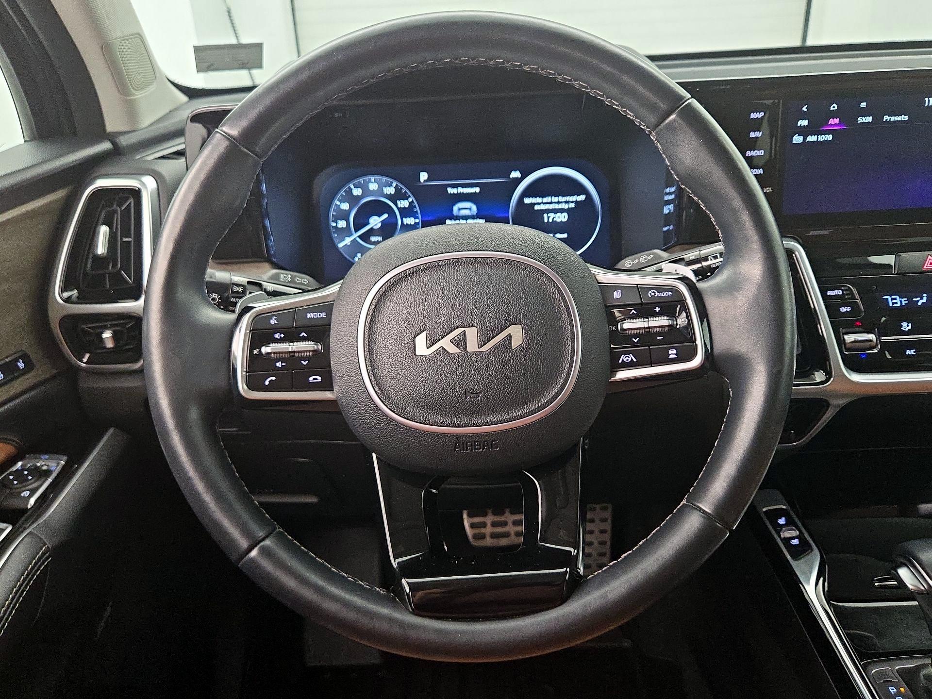 Thumbnail: 2023 Kia Sorento - 10