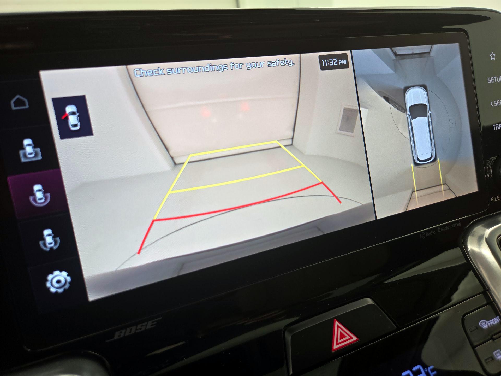 Thumbnail: 2023 Kia Sorento - 15