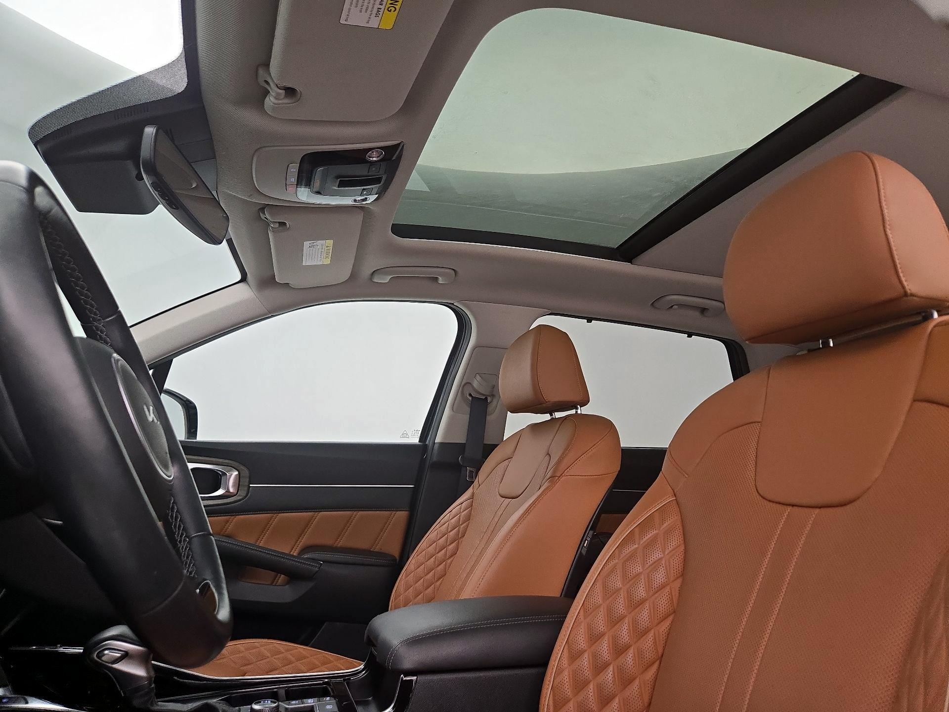 Thumbnail: 2023 Kia Sorento - 20