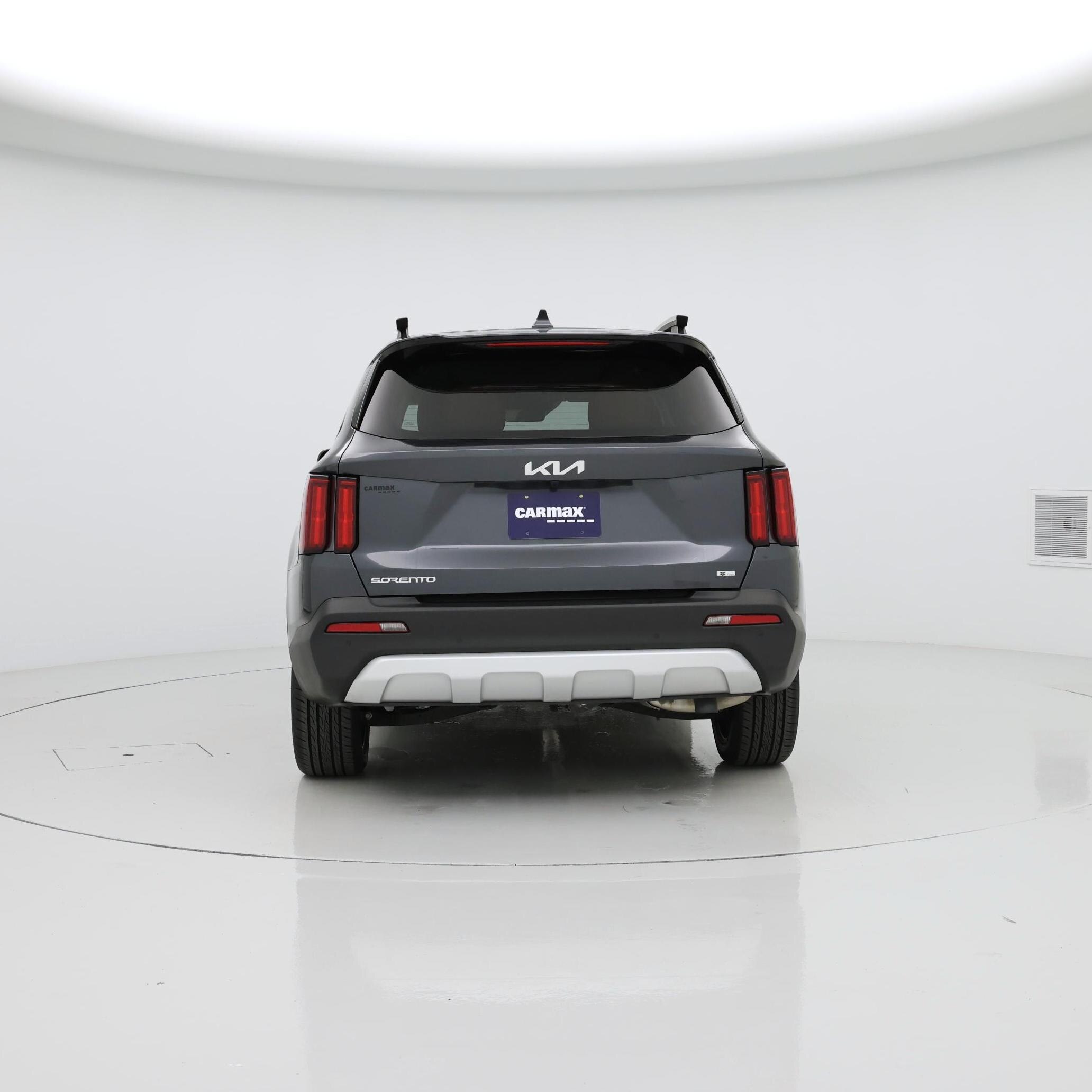 Thumbnail: 2023 Kia Sorento - 6