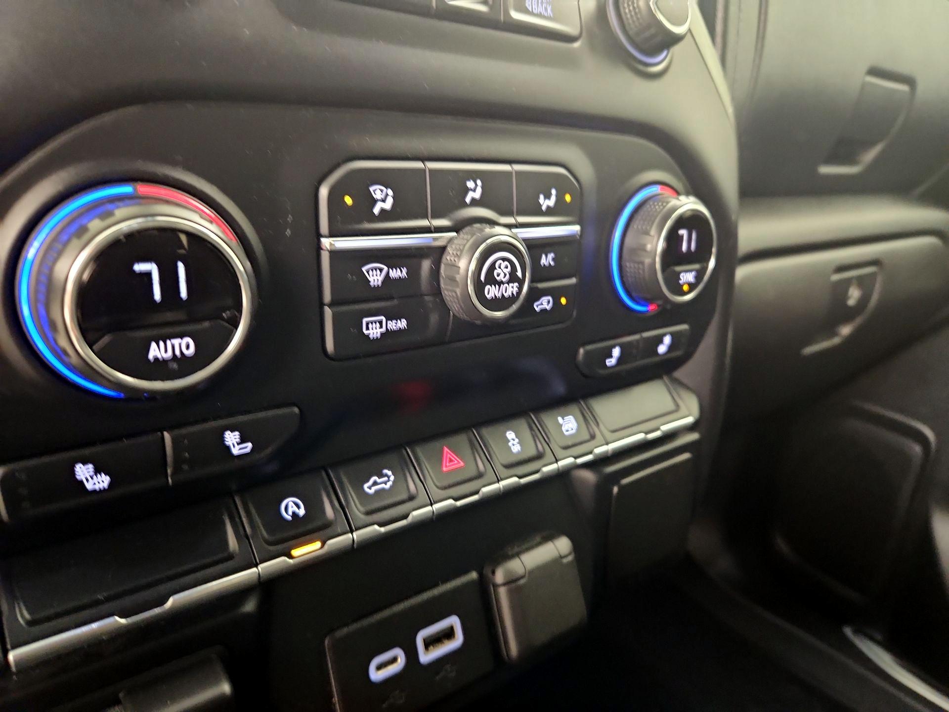 Thumbnail: 2021 Chevrolet Silverado 1500 - 16