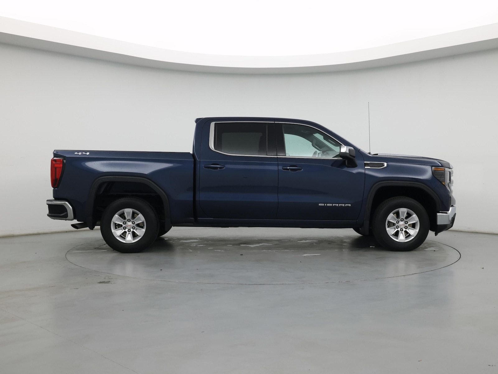 2022 GMC Sierra 1500 SLE - Photo 8
