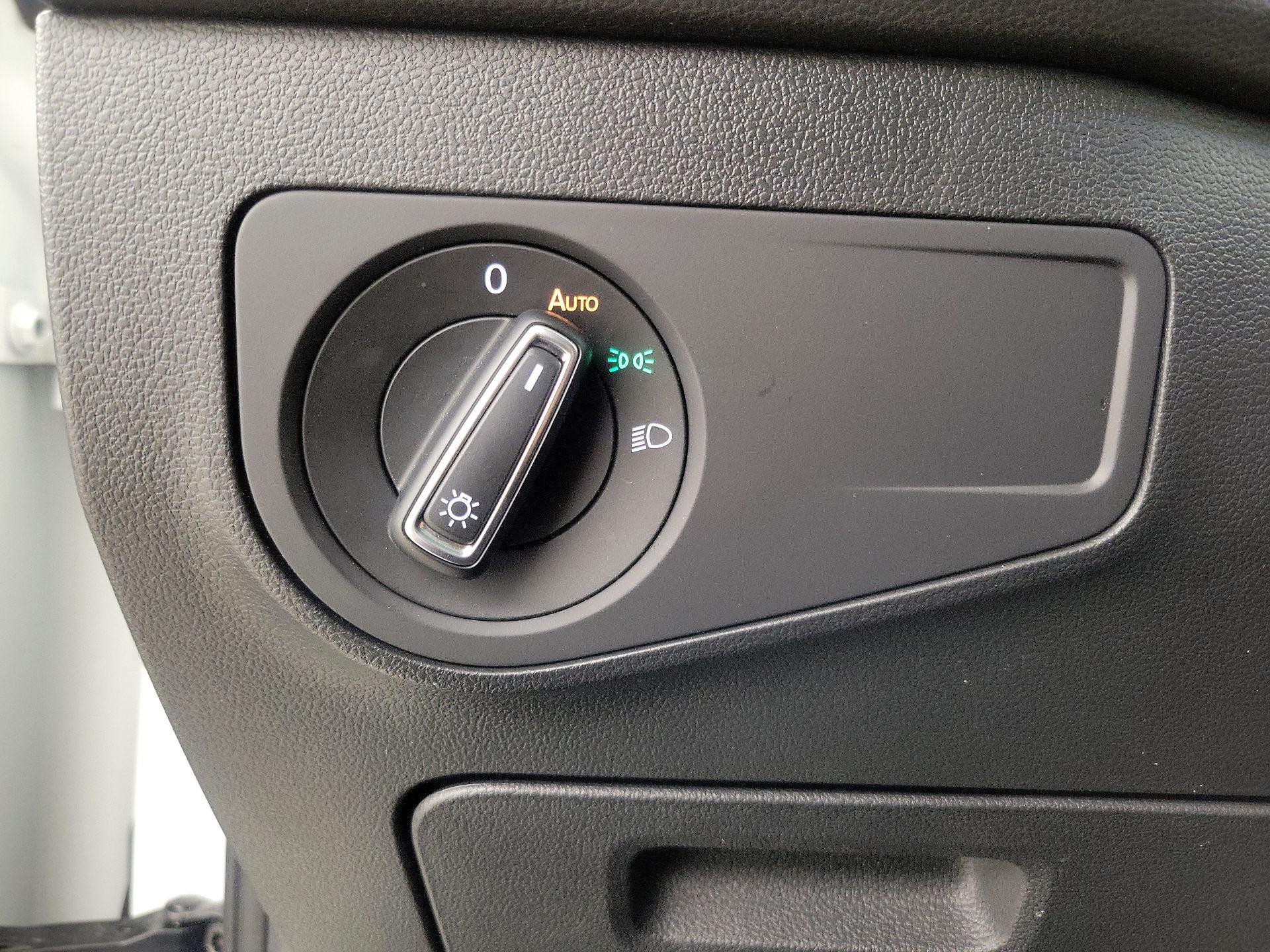 Thumbnail: 2024 Volkswagen Tiguan - 13