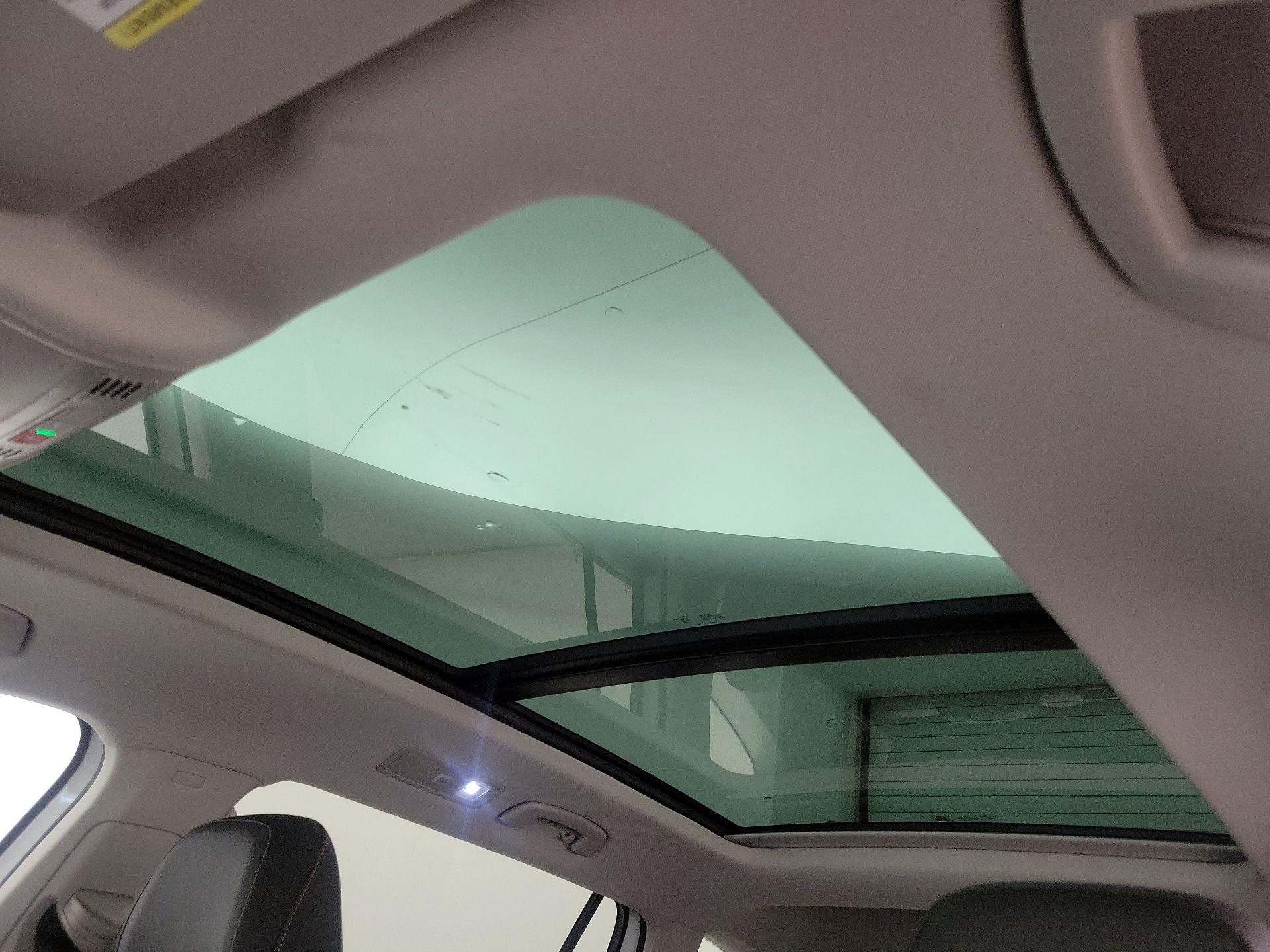 Thumbnail: 2024 Volkswagen Tiguan - 19