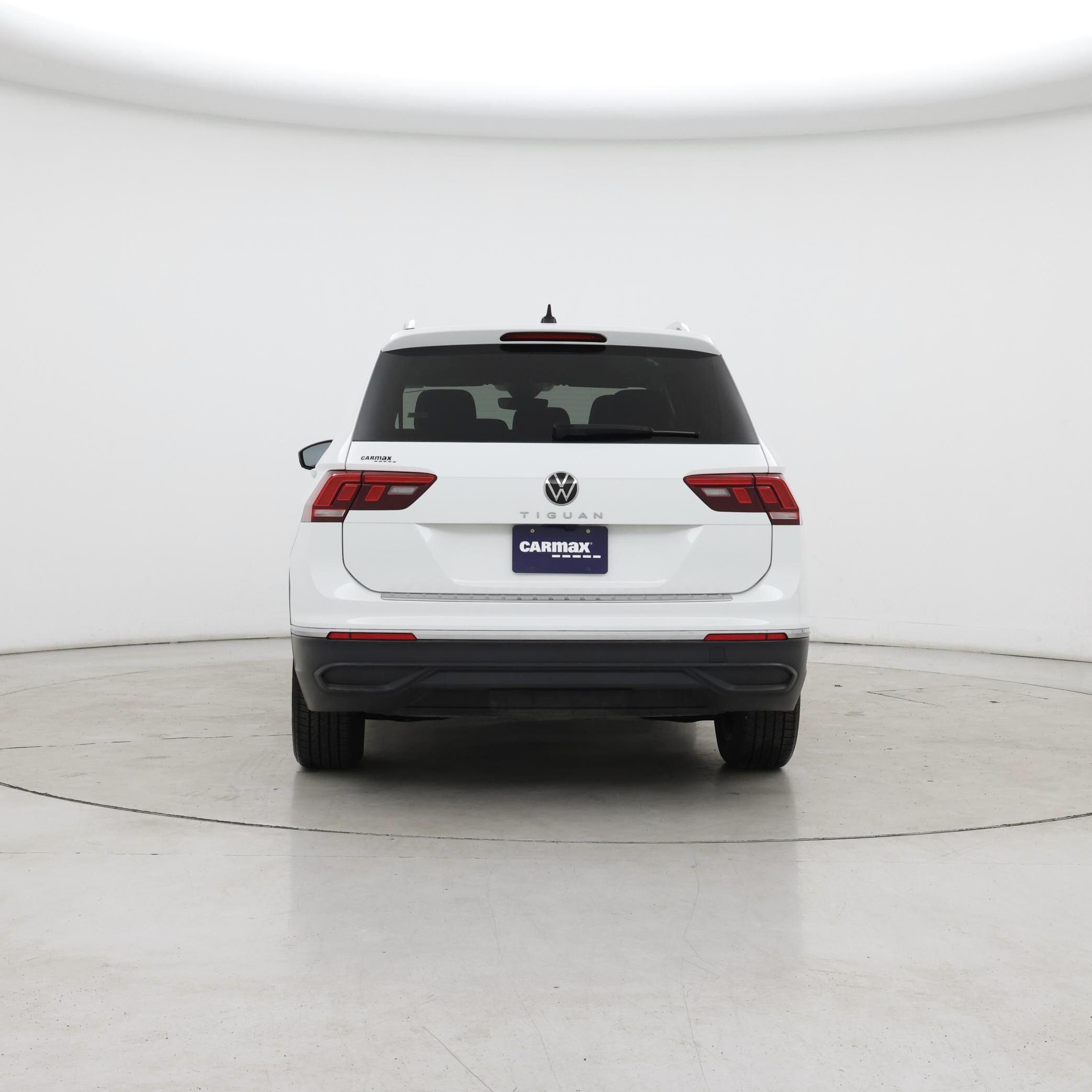 Thumbnail: 2024 Volkswagen Tiguan - 6