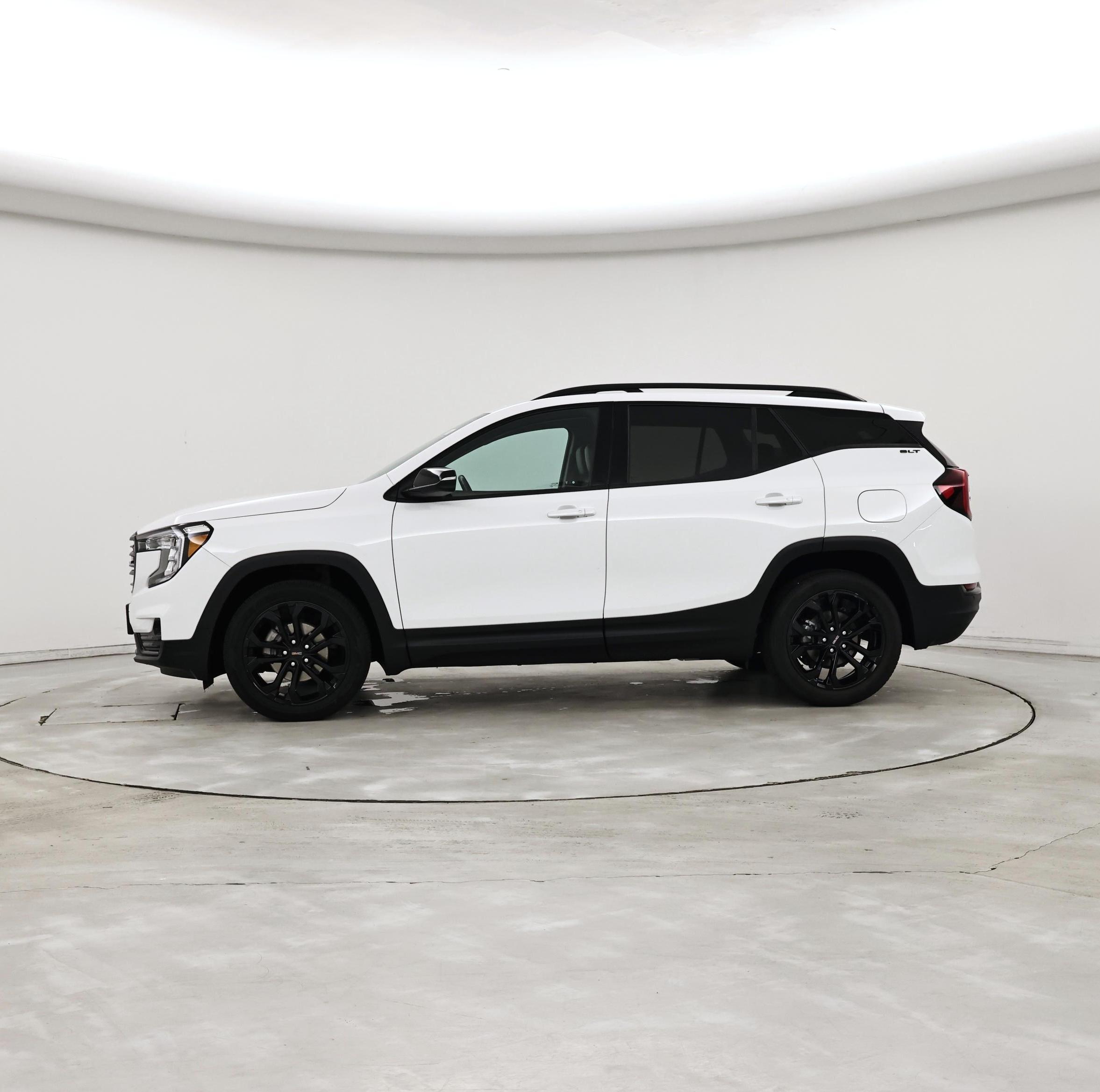 Thumbnail: 2022 GMC Terrain - 3