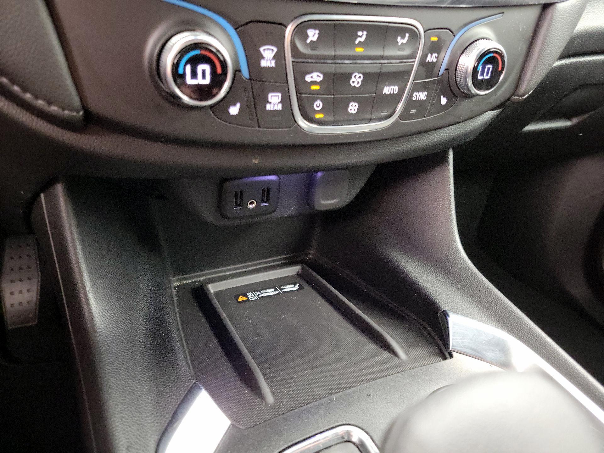 Thumbnail: 2023 Chevrolet Traverse - 18