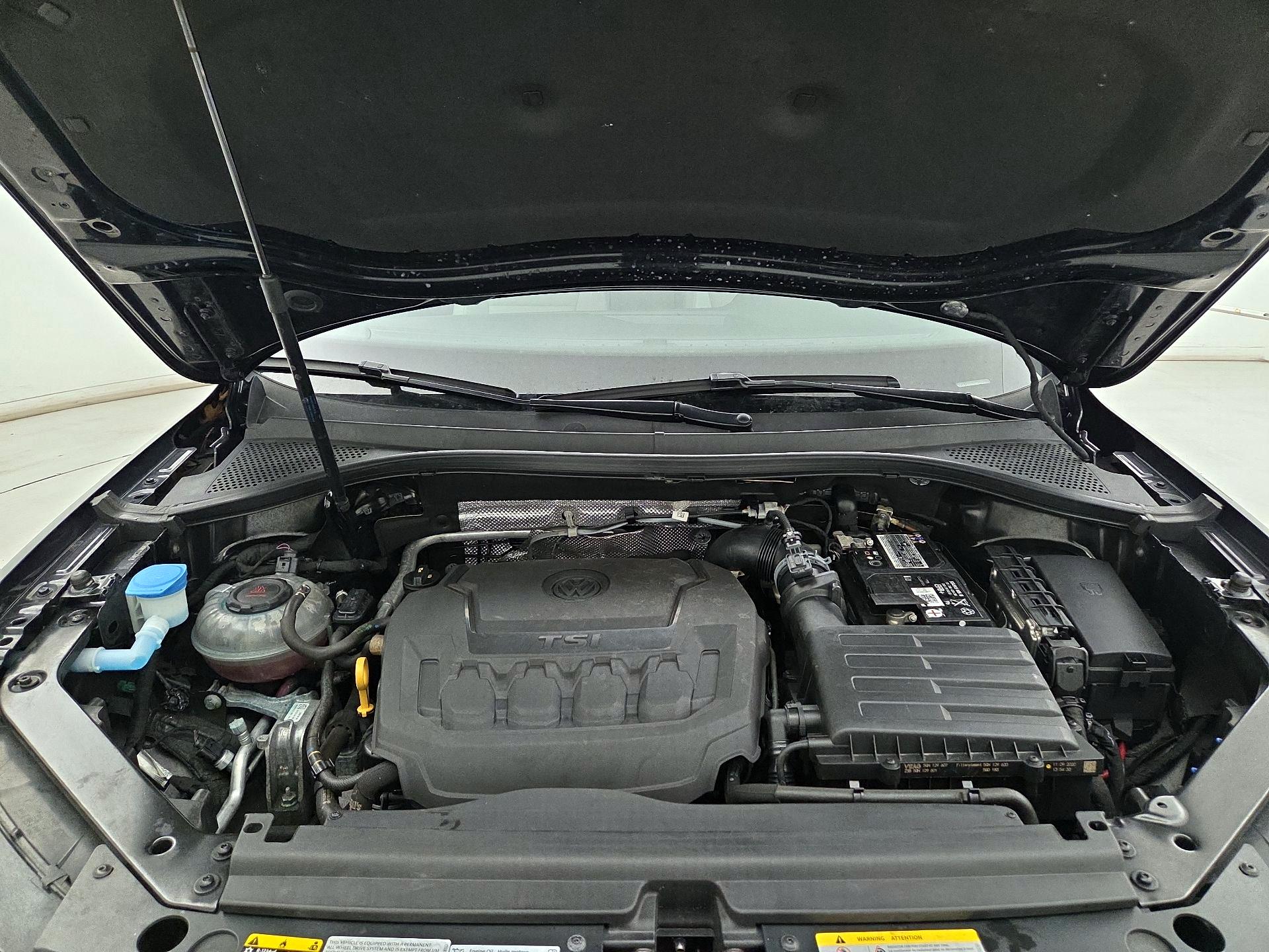 Thumbnail: 2021 Volkswagen Tiguan - 20