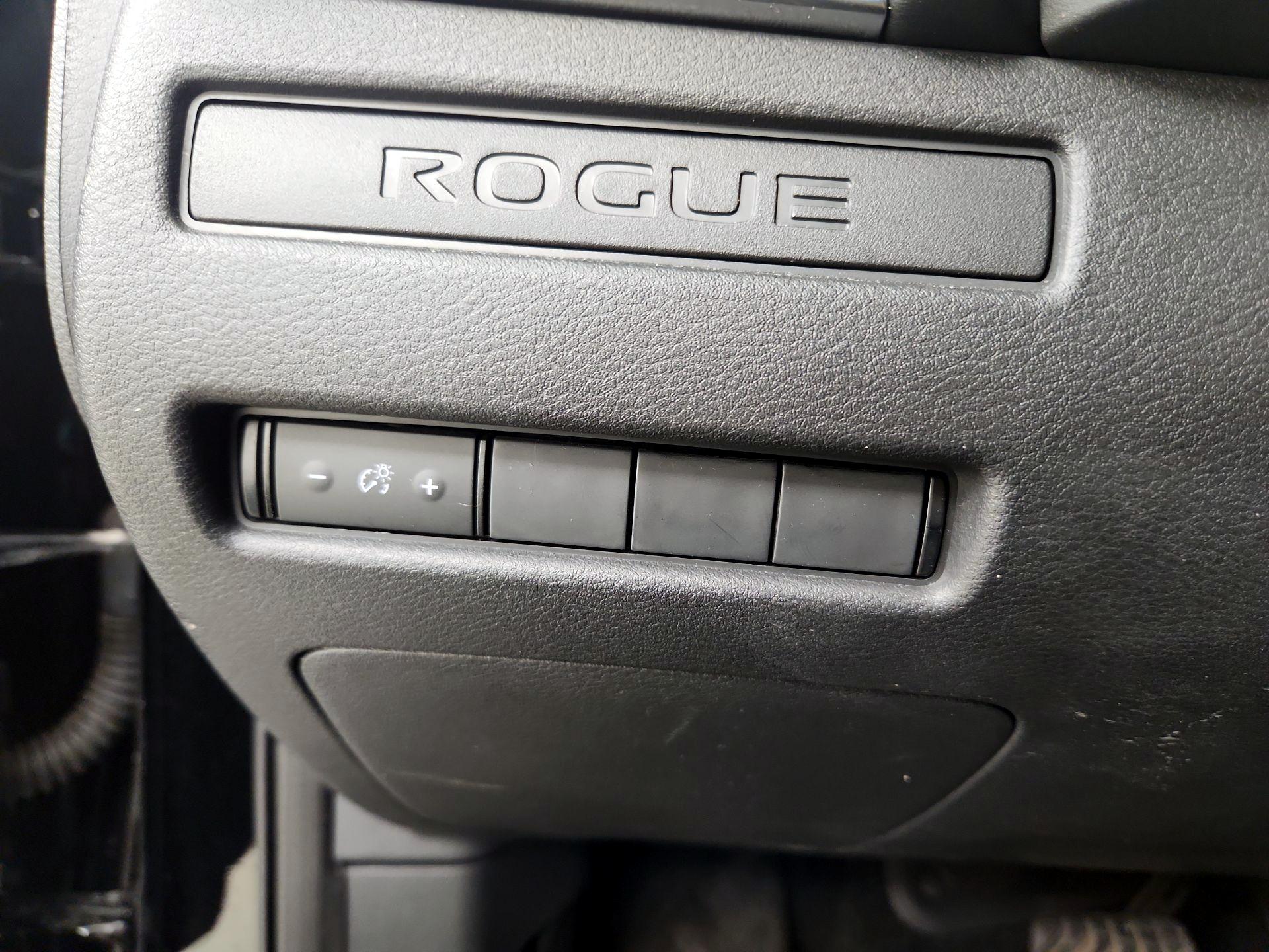 Thumbnail: 2023 Nissan Rogue - 13