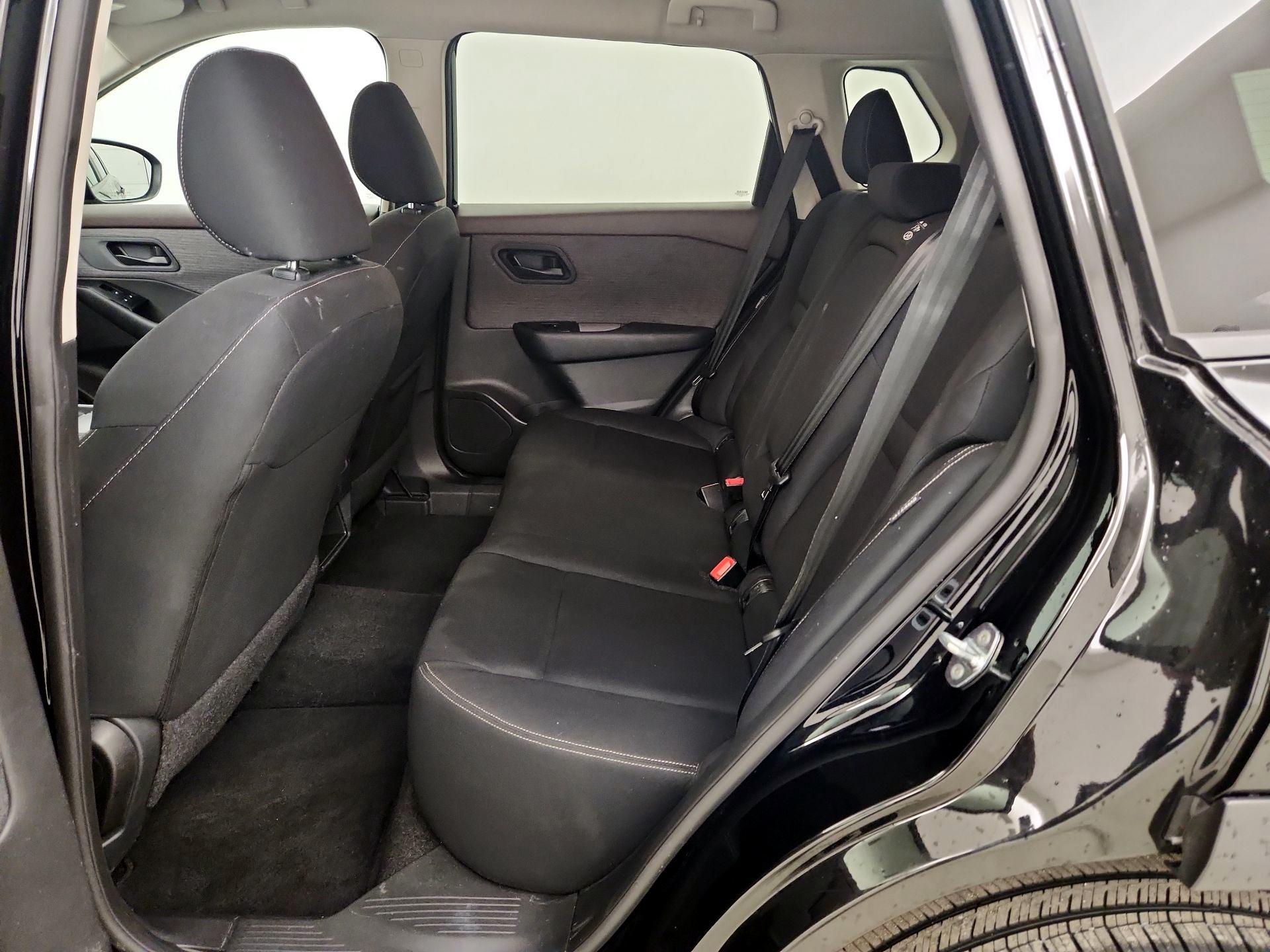 Thumbnail: 2023 Nissan Rogue - 19