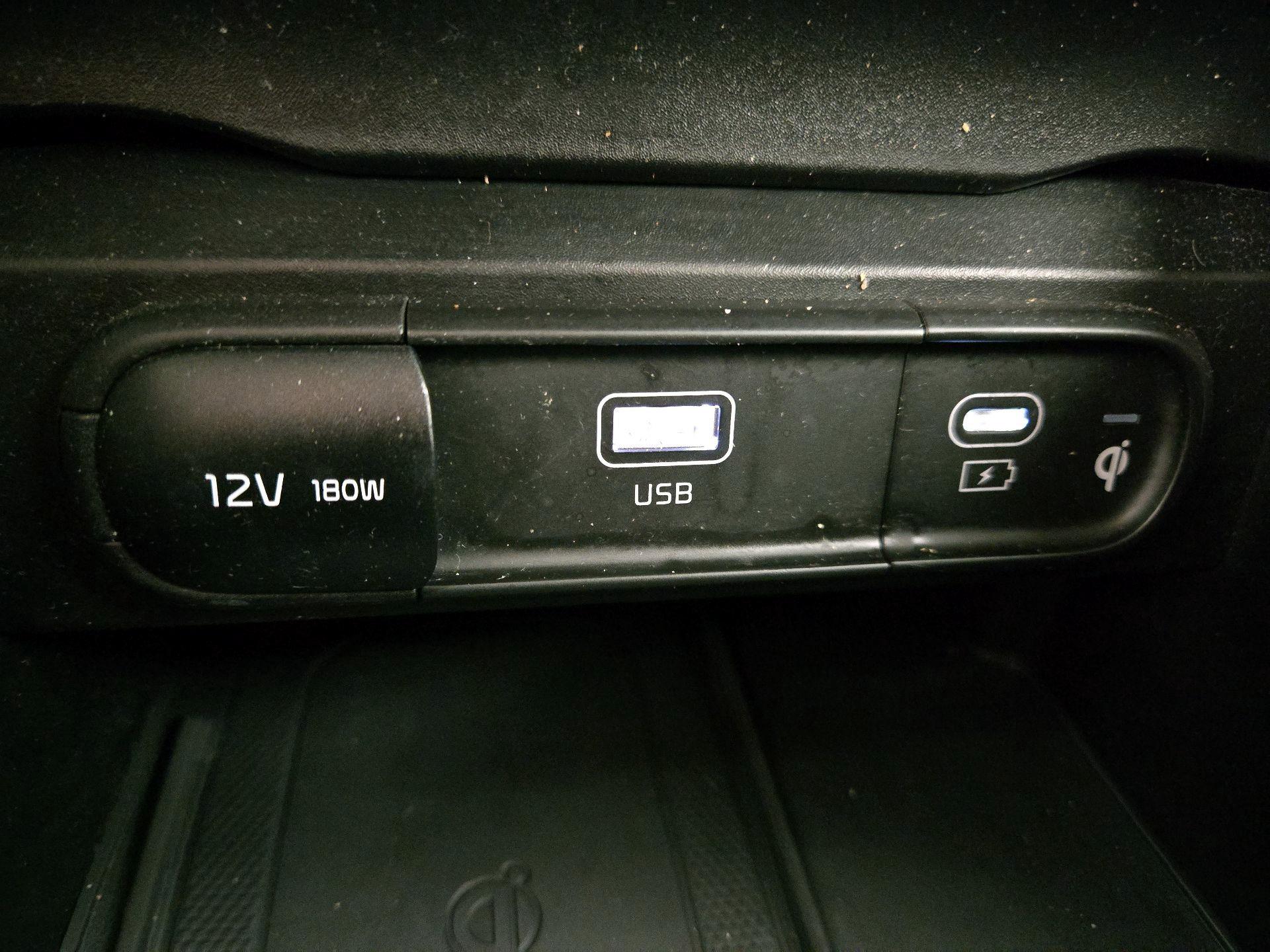 Thumbnail: 2023 Kia Telluride - 19