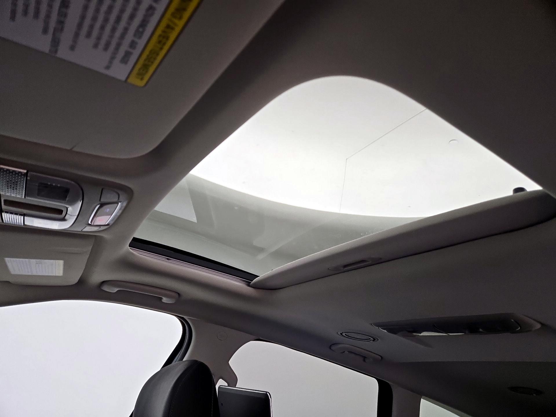 Thumbnail: 2023 Kia Telluride - 20