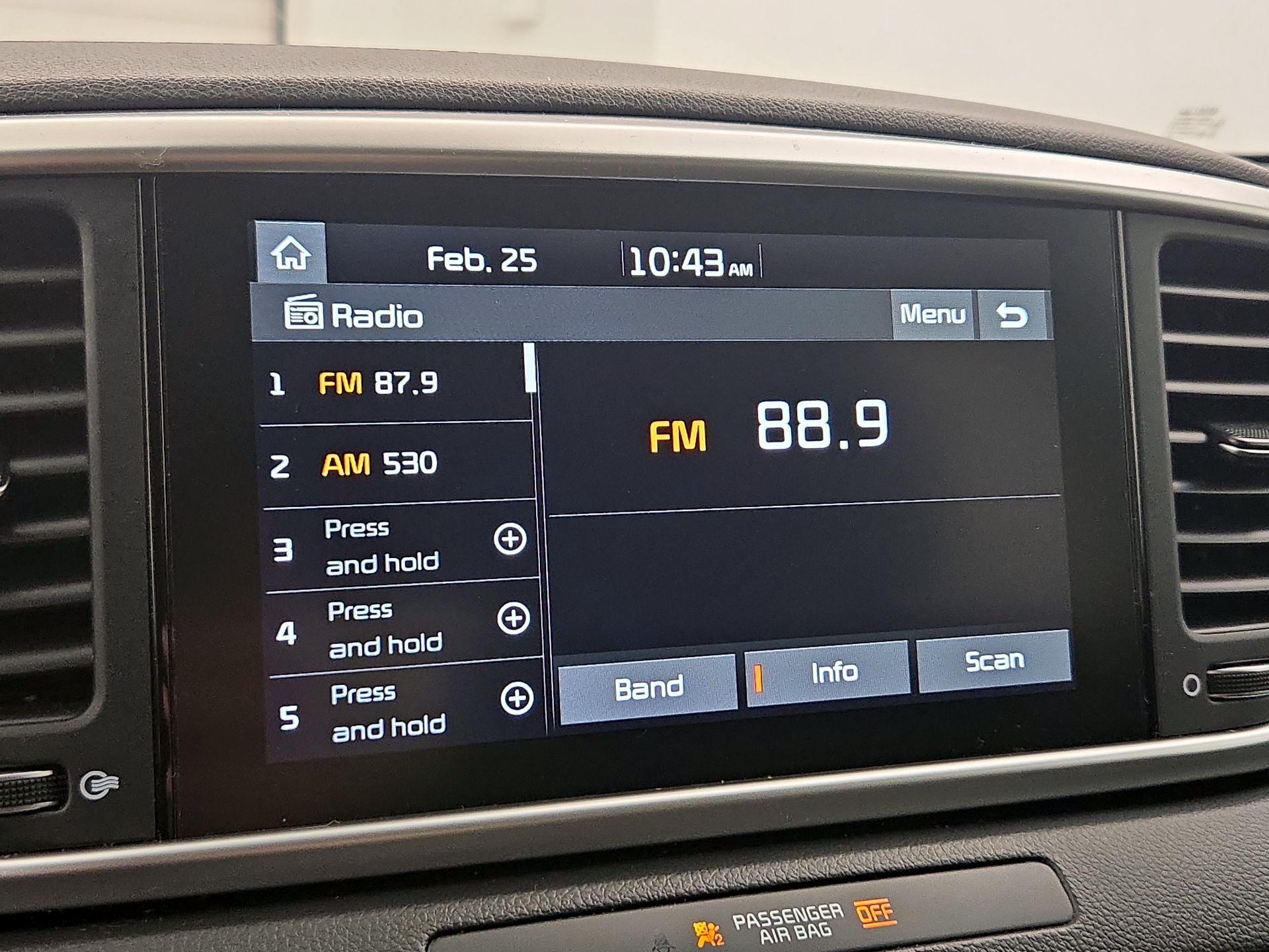 Thumbnail: 2022 Kia Sportage - 15