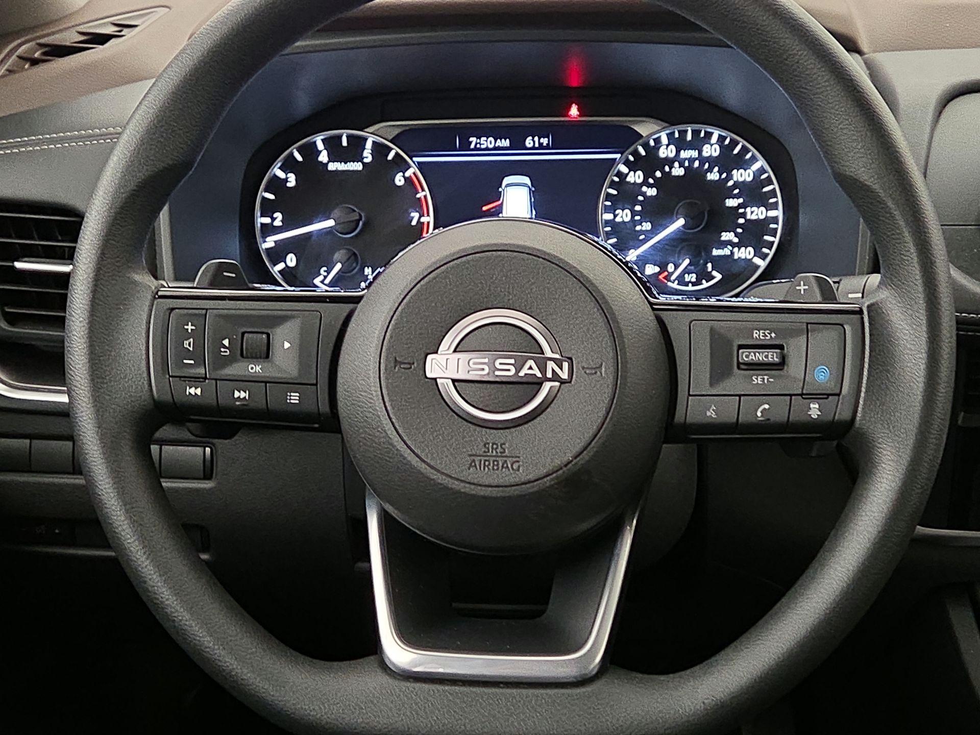 Thumbnail: 2023 Nissan Rogue - 10