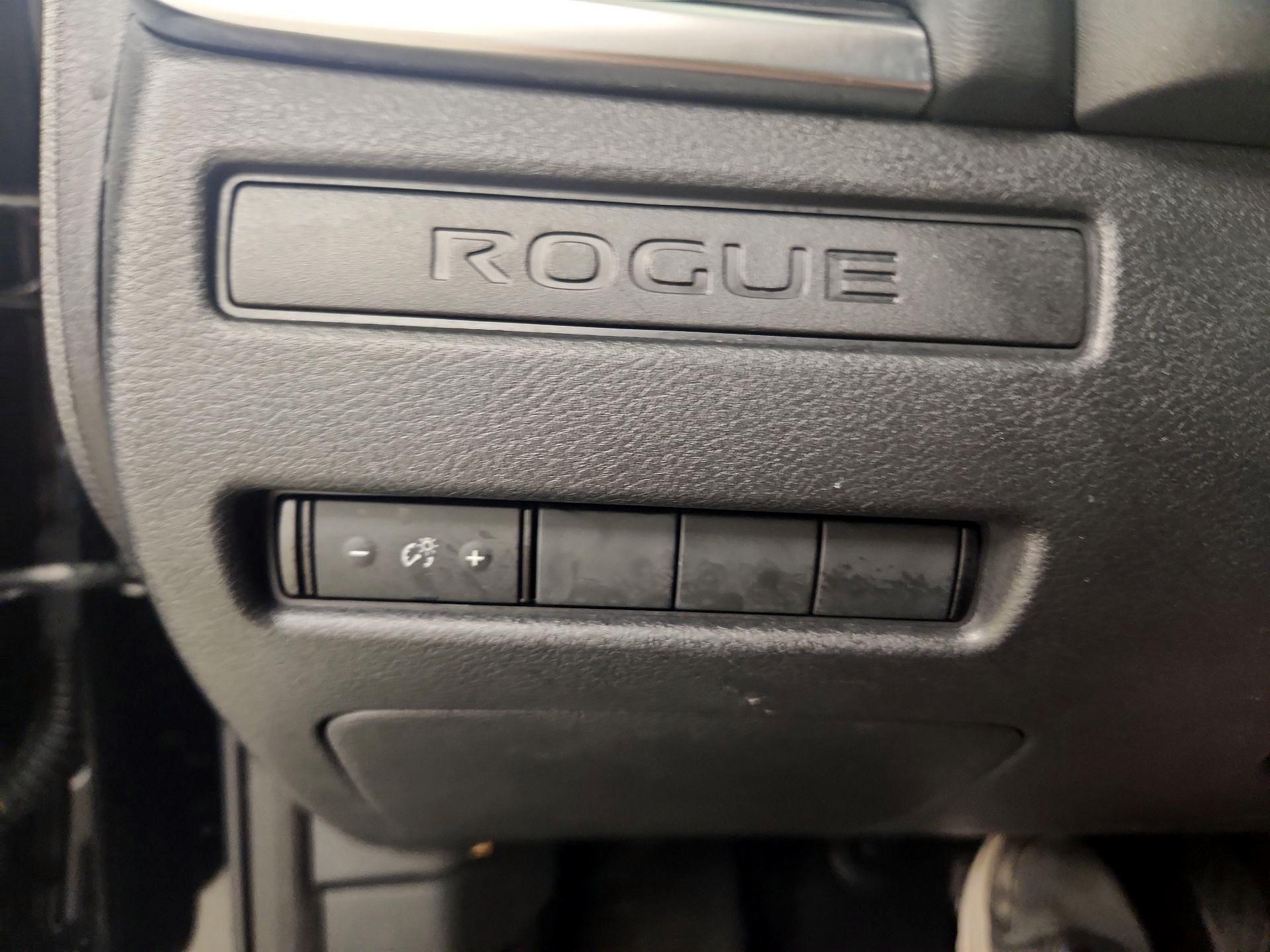 Thumbnail: 2023 Nissan Rogue - 13