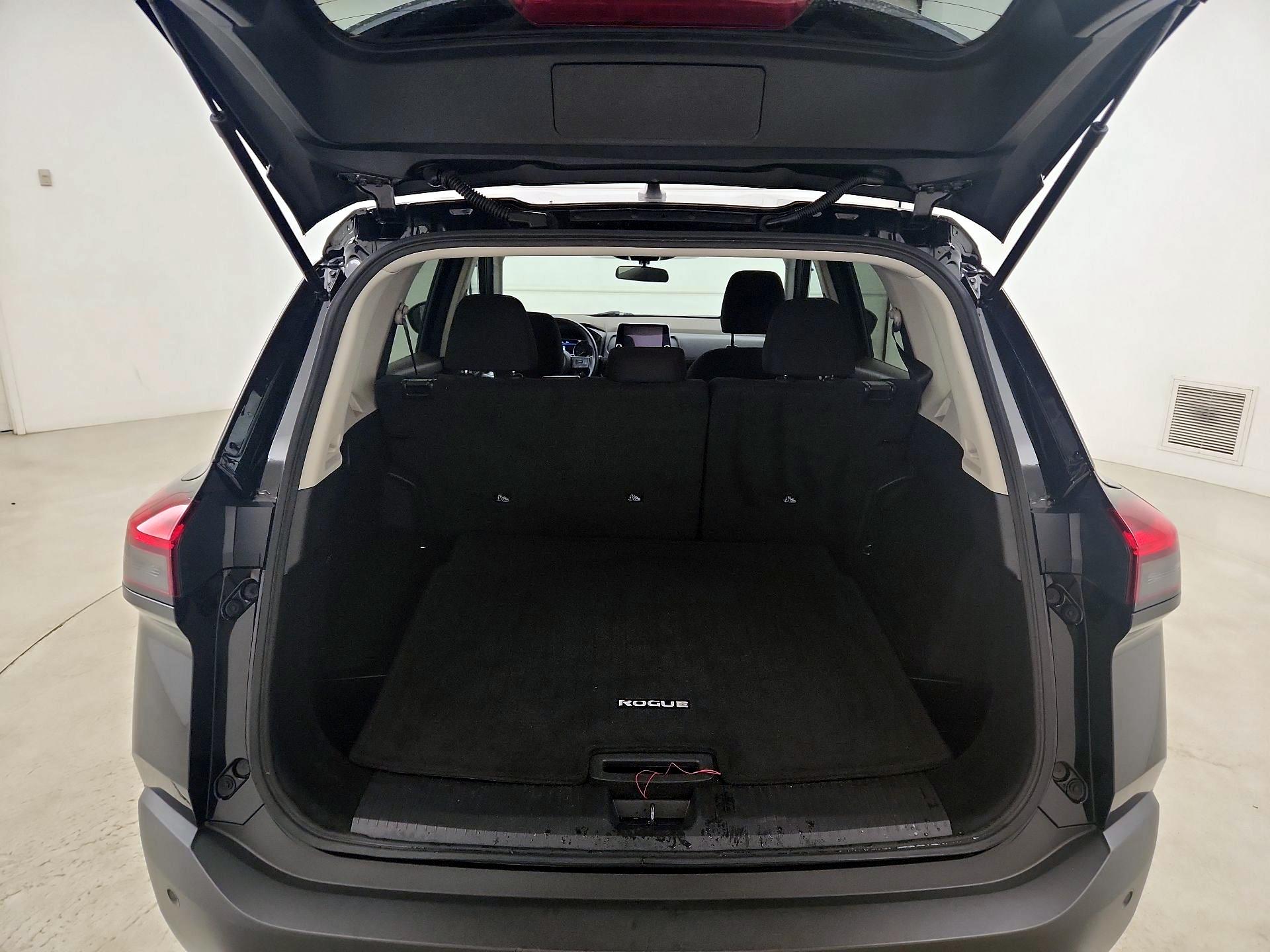 Thumbnail: 2023 Nissan Rogue - 20