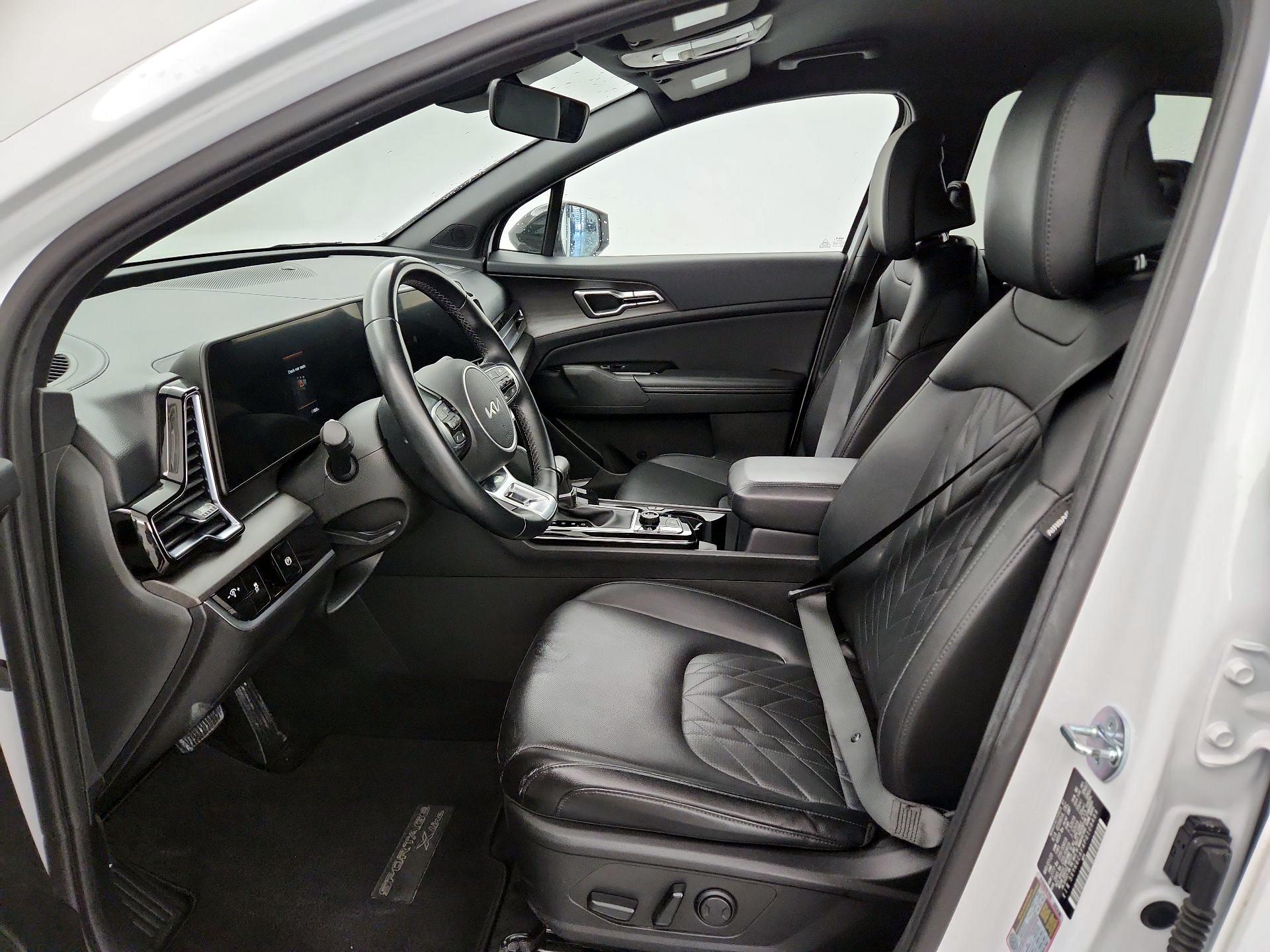 Thumbnail: 2023 Kia Sportage - 11