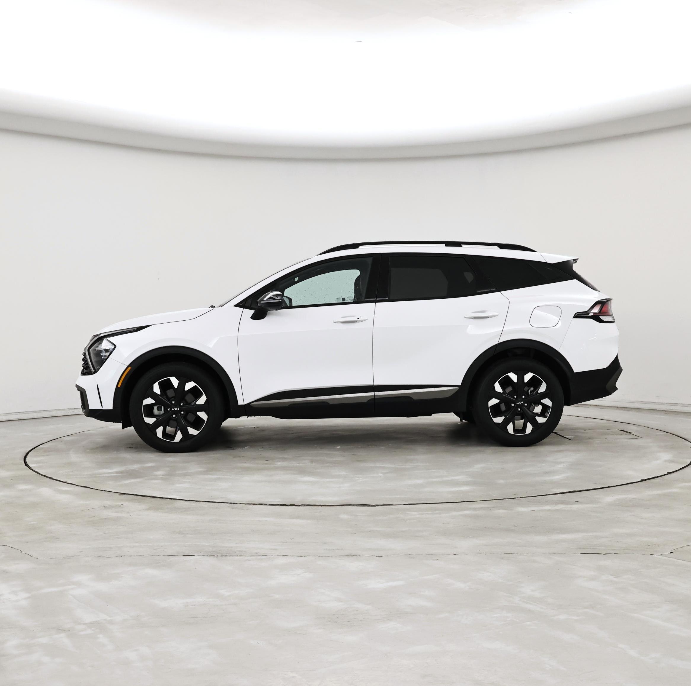 Thumbnail: 2023 Kia Sportage - 3