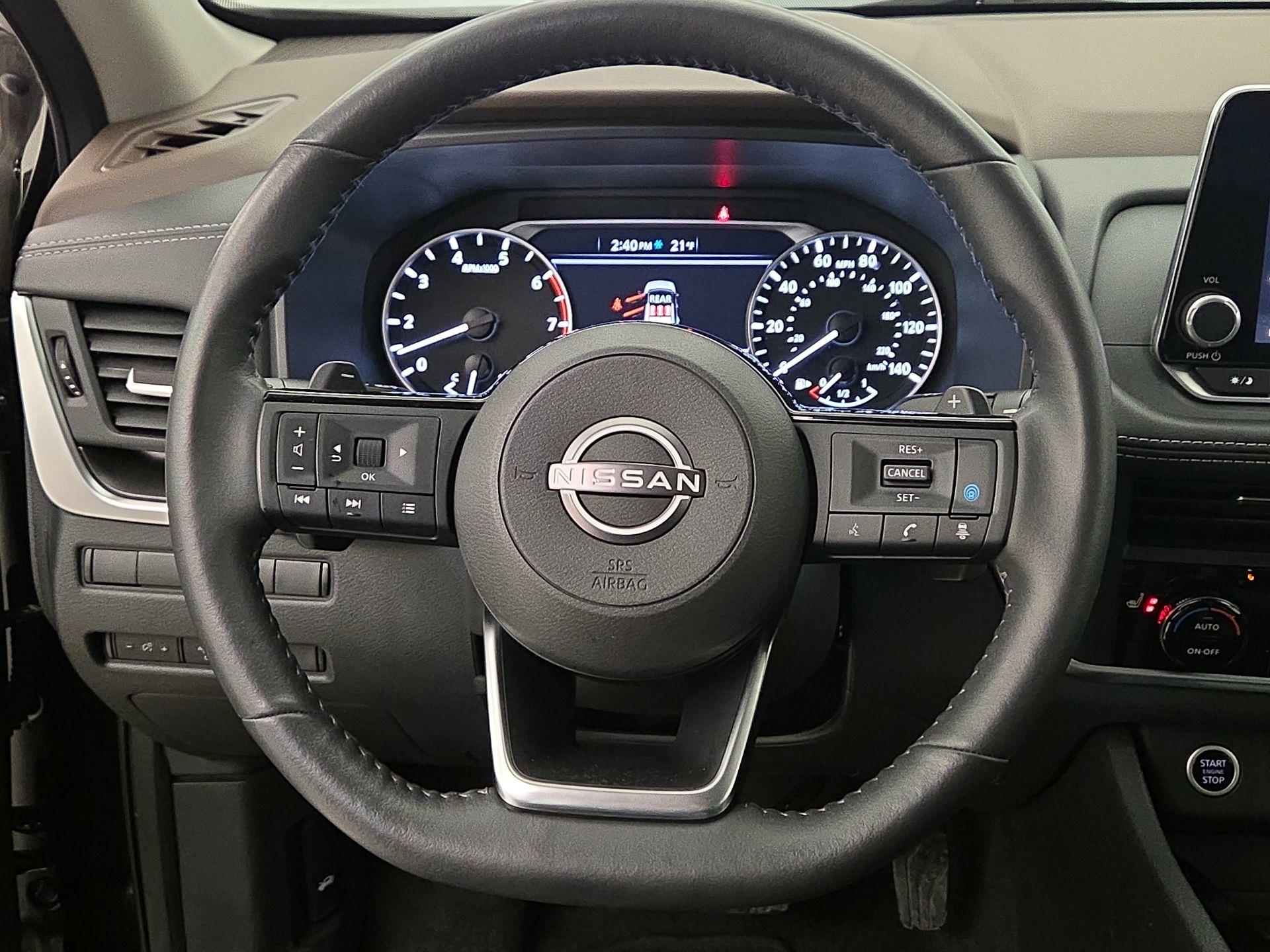 Thumbnail: 2023 Nissan Rogue - 10