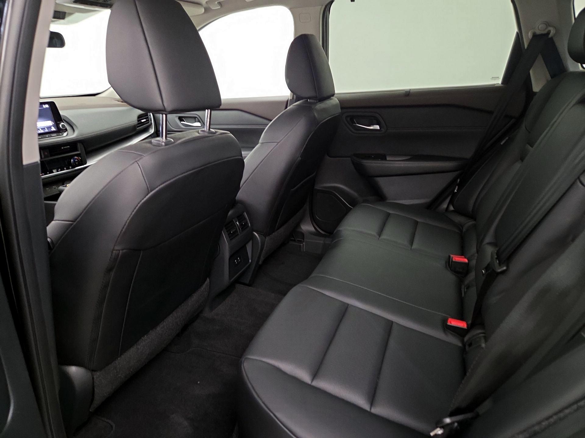 Thumbnail: 2023 Nissan Rogue - 18